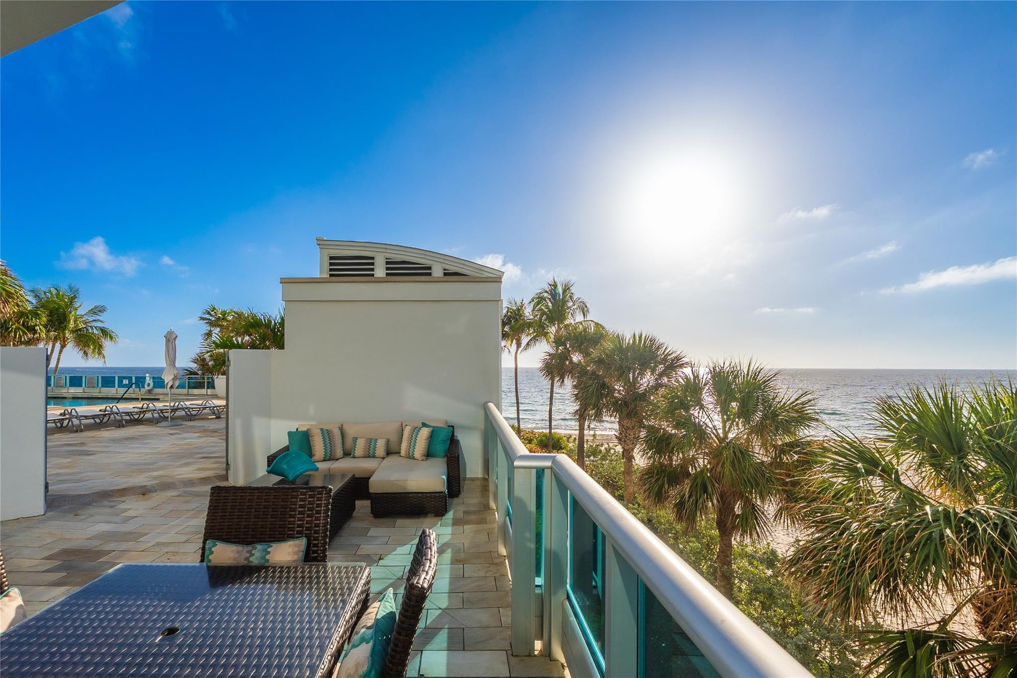 1600 S Ocean Boulevard 301, Lauderdale-By-The-Sea Unit: 301