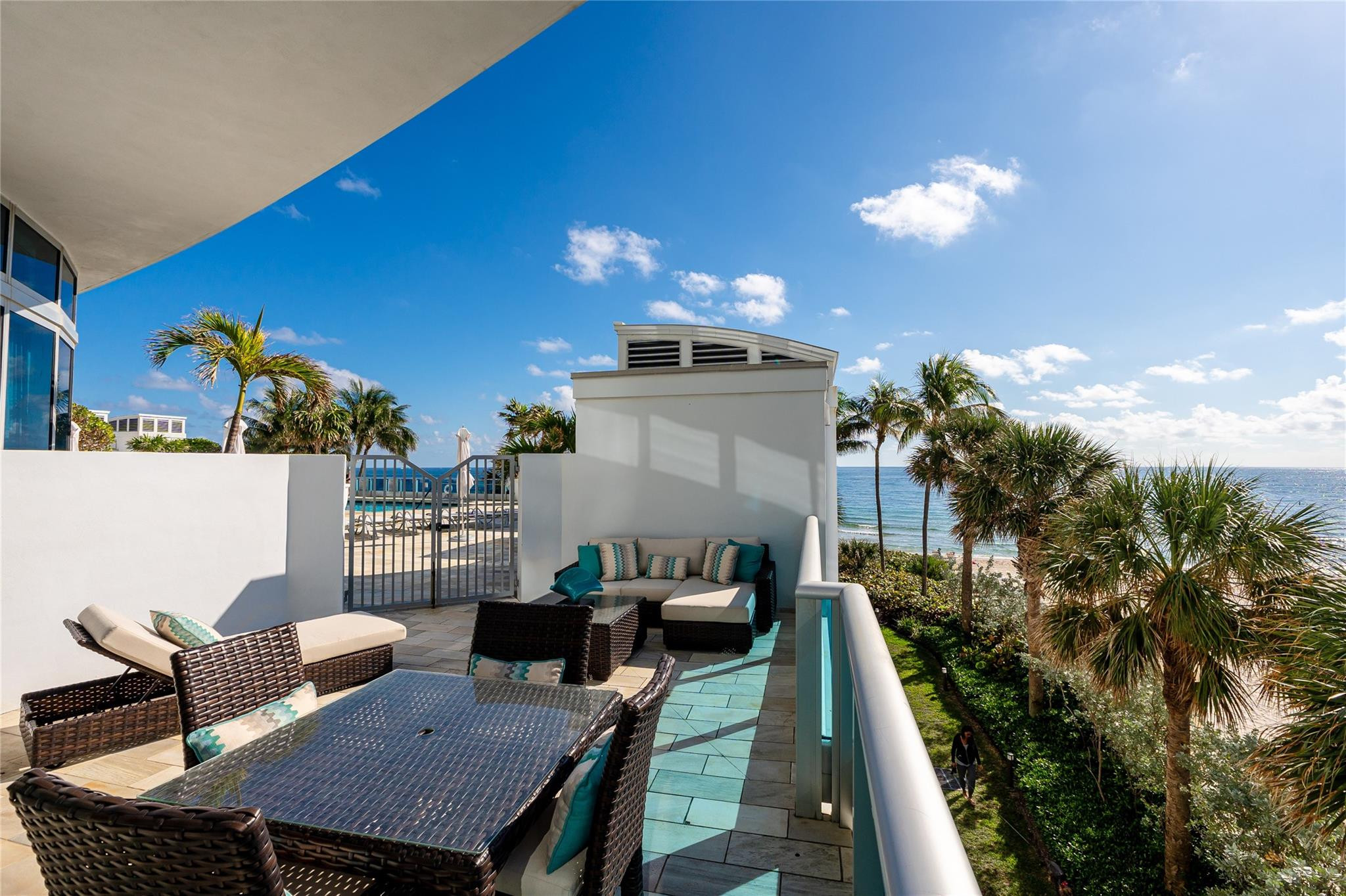 1600 S Ocean Boulevard 301, Lauderdale-By-The-Sea Unit: 301