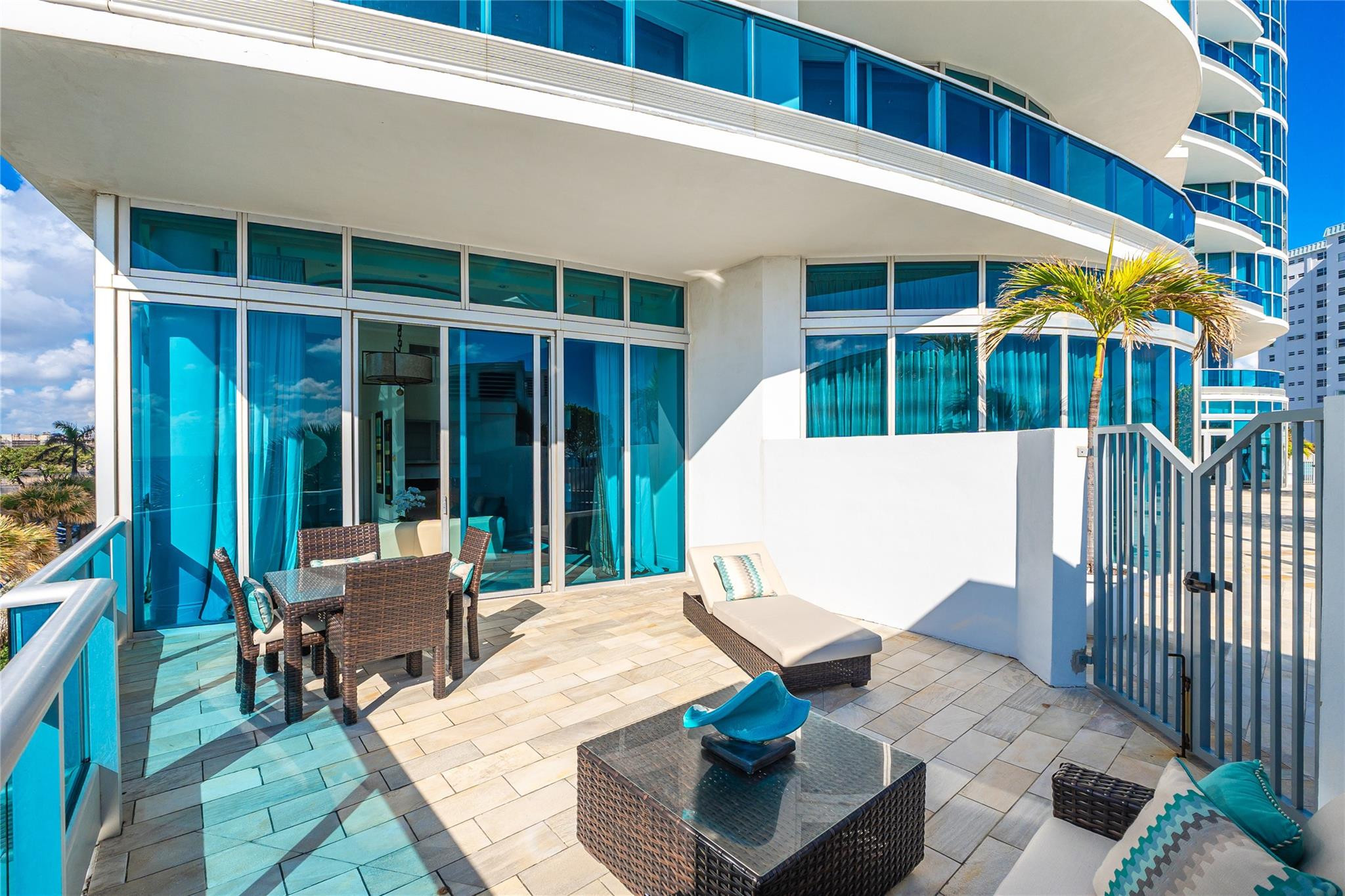1600 S Ocean Boulevard 301, Lauderdale-By-The-Sea Unit: 301