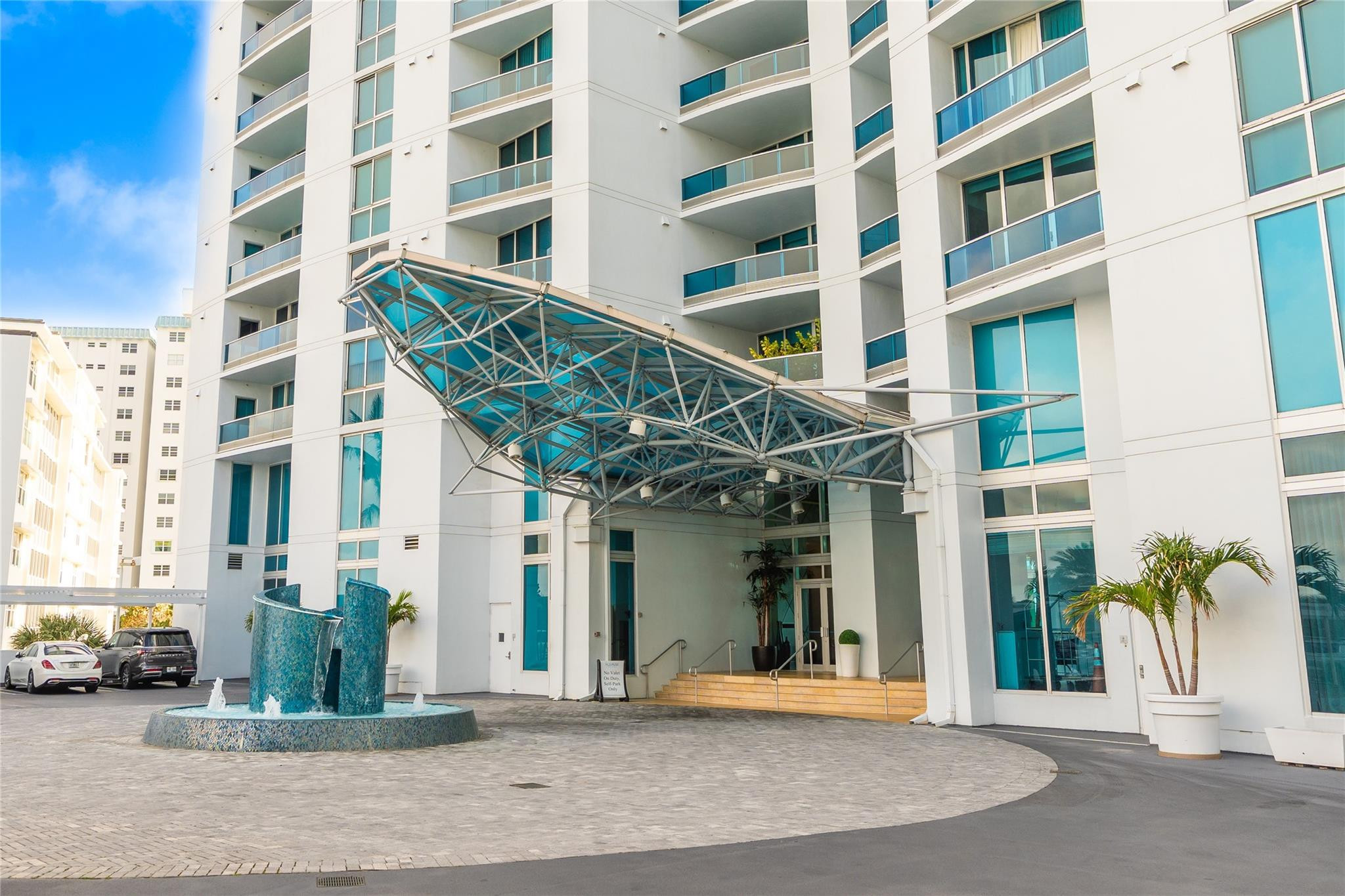 1600 S Ocean Boulevard 301, Lauderdale-By-The-Sea Unit: 301