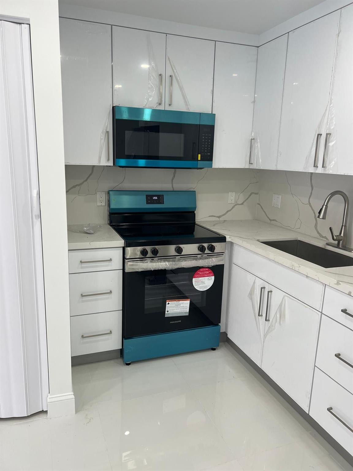 5304 NW 25th Street 17