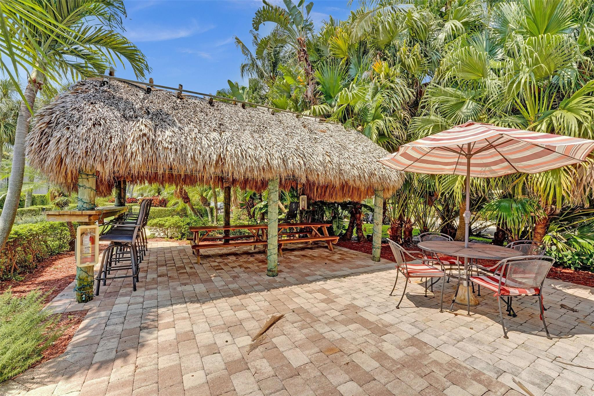 1100 SE 5th Court 77