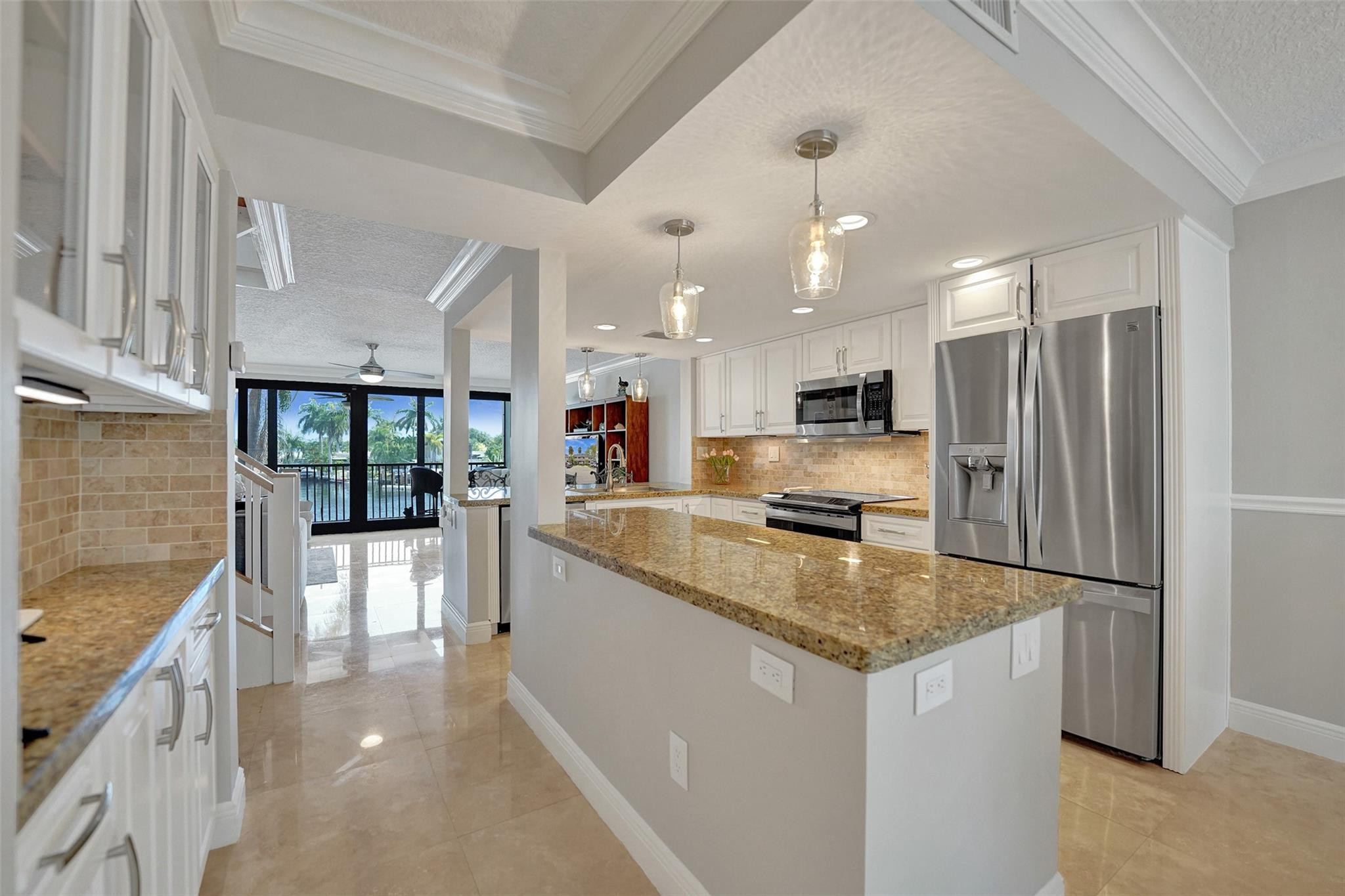 1100 SE 5th Court 77