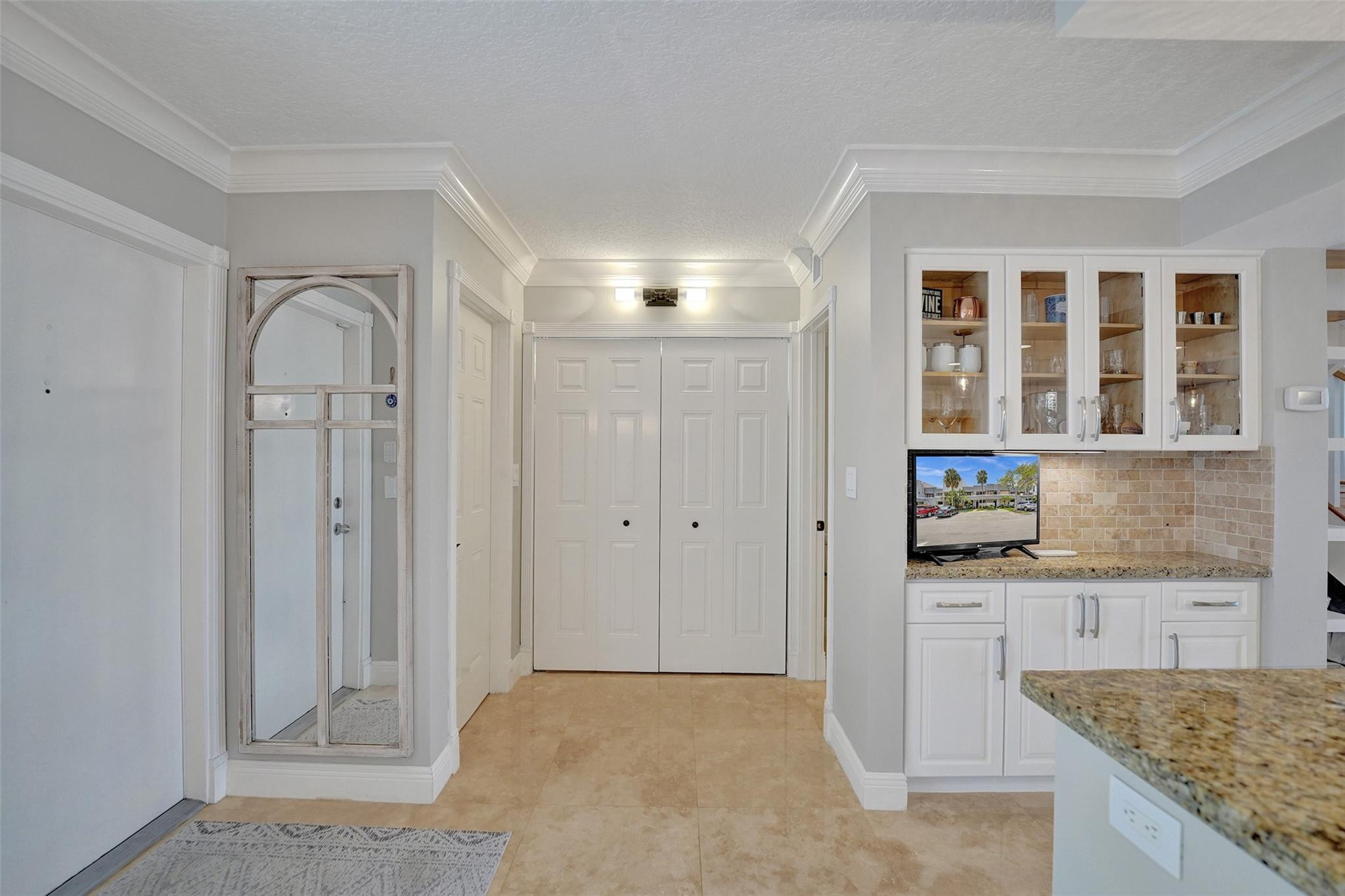 1100 SE 5th Court 77