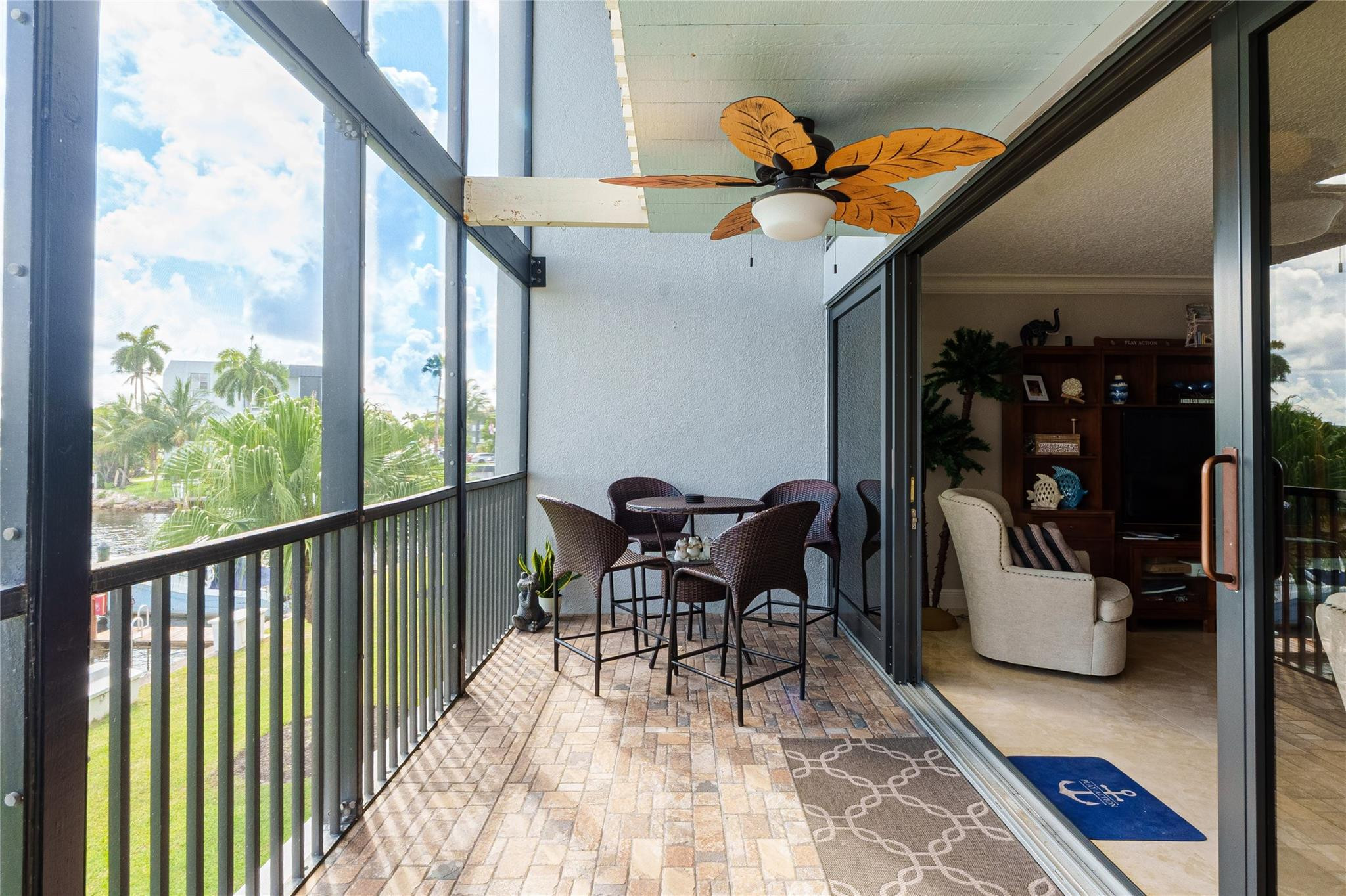 1100 SE 5th Court 77