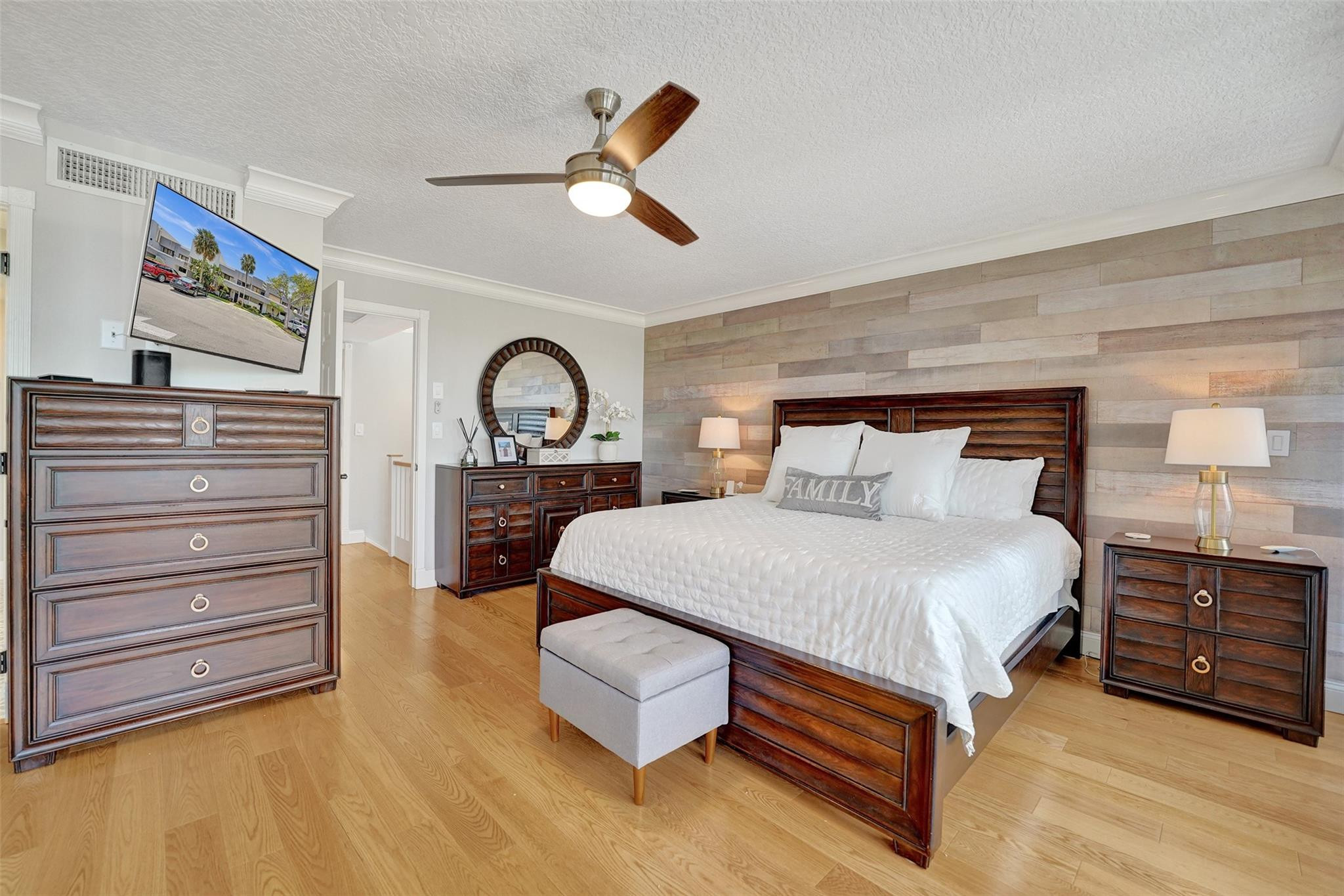 1100 SE 5th Court 77