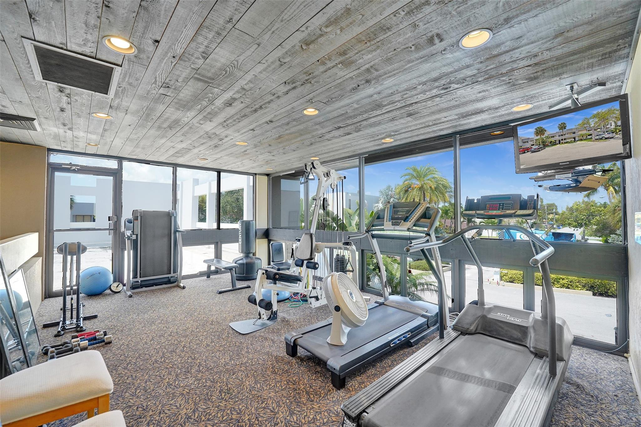 1100 SE 5th Court 77