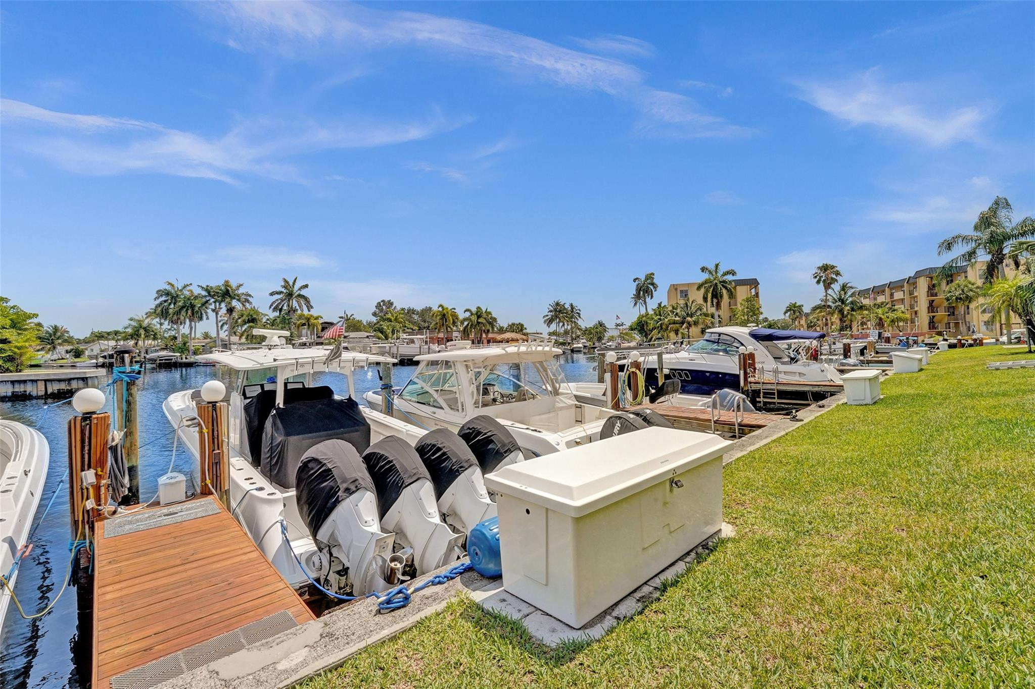 1100 SE 5th Court 77