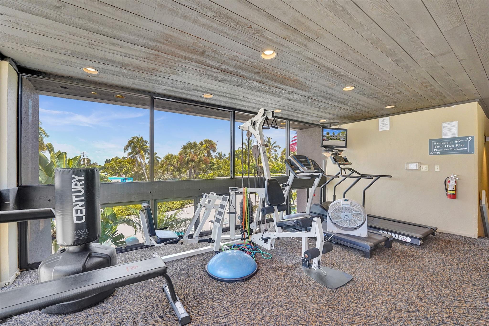 1100 SE 5th Court 77