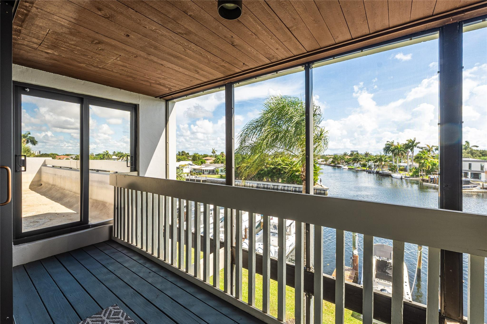 1100 SE 5th Court 77