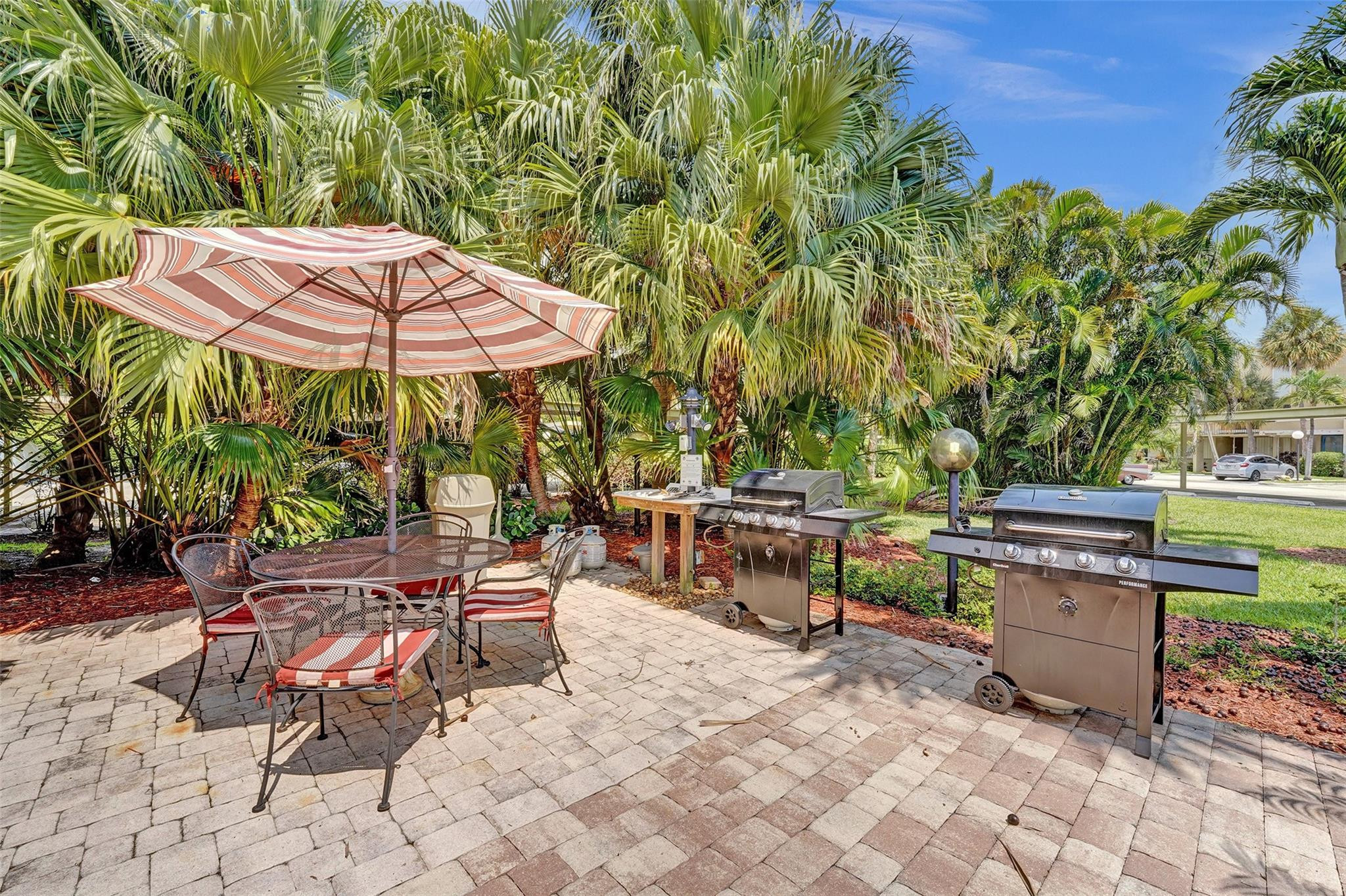 1100 SE 5th Court 77