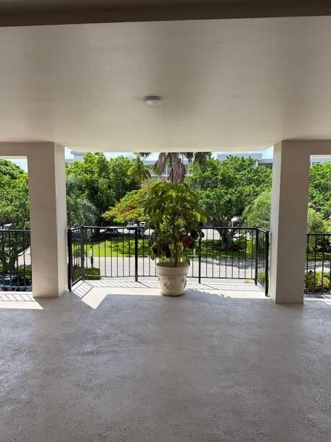 2800 N Palm Aire Drive 304