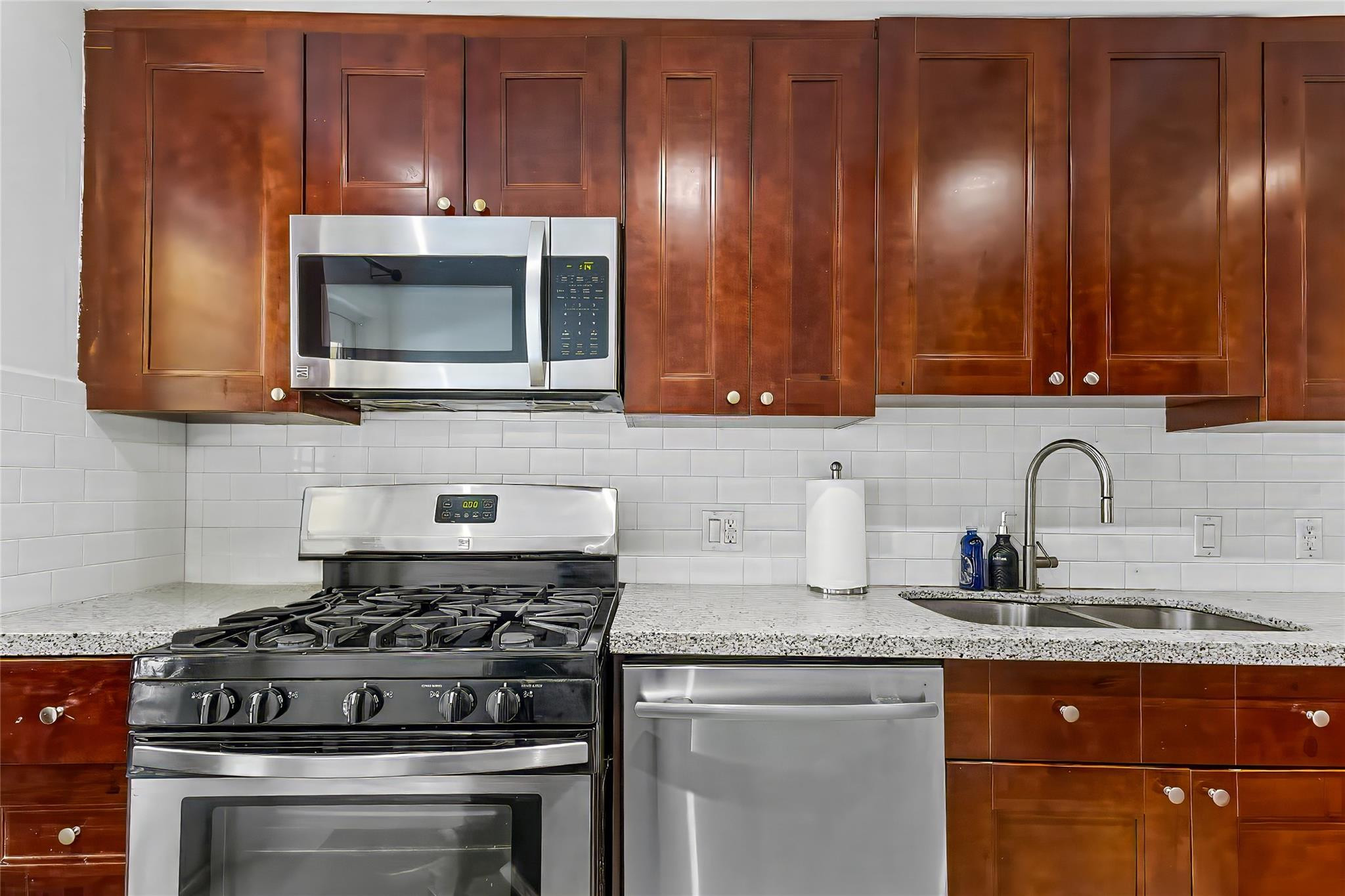 1351 Meridian Avenue 5