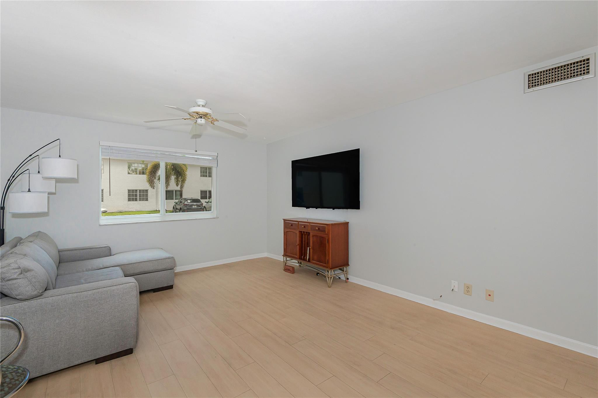 1821 NE 62nd Street 310