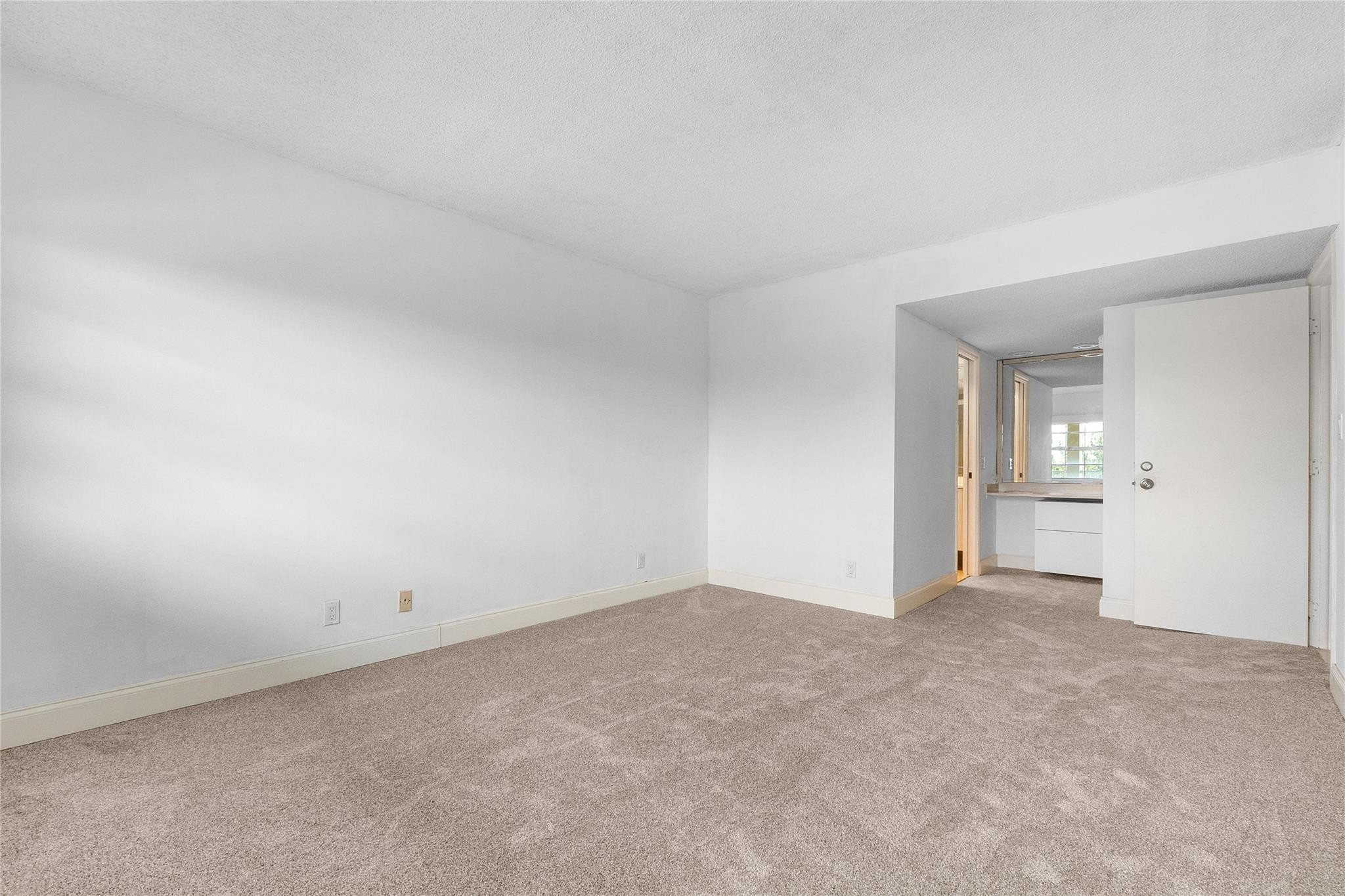 535 Oaks Drive 508