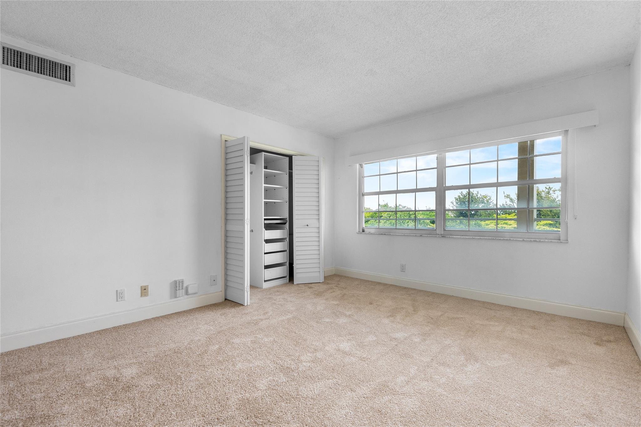 535 Oaks Drive 508