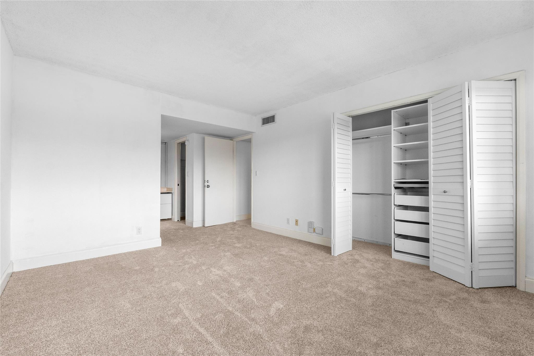 535 Oaks Drive 508