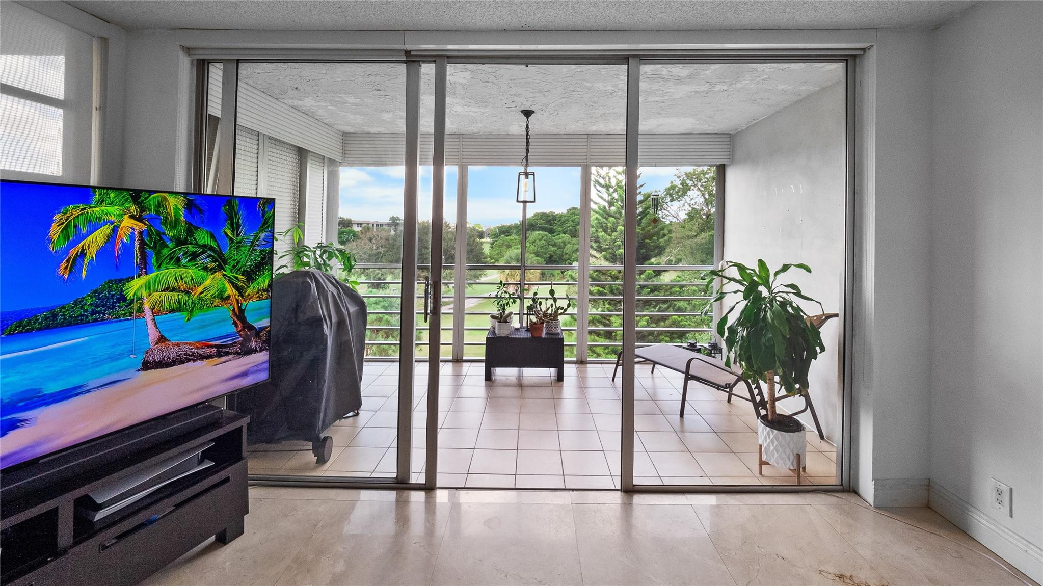 535 Oaks Drive 508