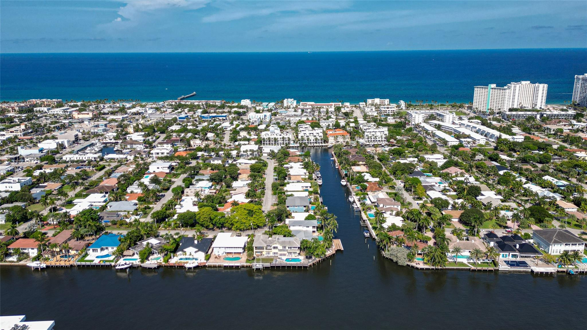 244 Garden Court 244, Lauderdale-By-The-Sea Unit: 244