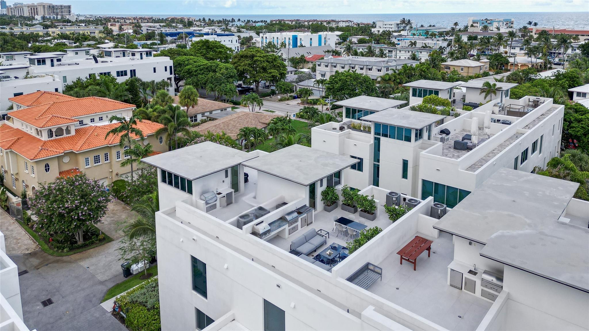 244 Garden Court 244, Lauderdale-By-The-Sea Unit: 244
