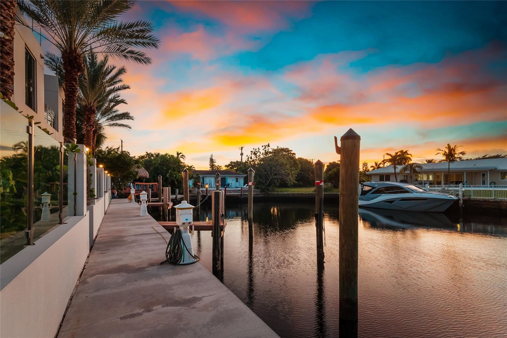 244 Garden Court 244, Lauderdale-By-The-Sea Unit: 244