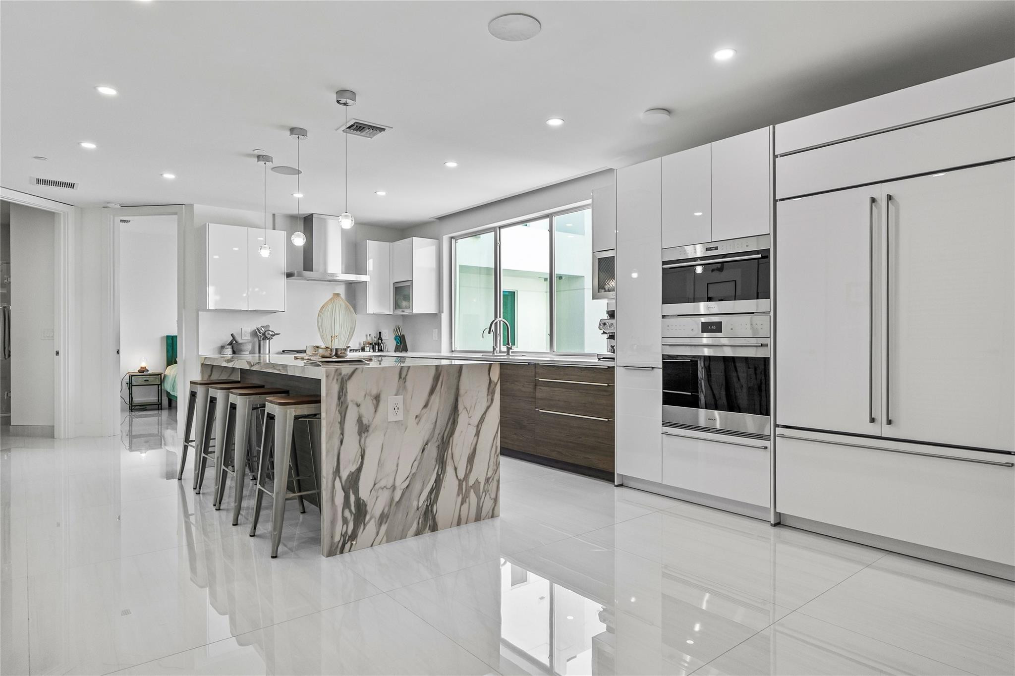 244 Garden Court 244, Lauderdale-By-The-Sea Unit: 244
