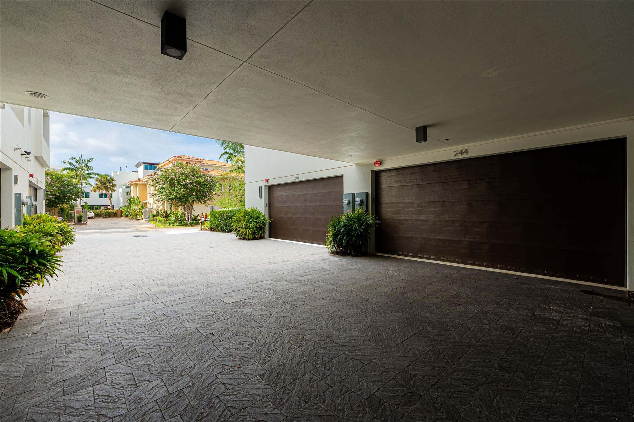 244 Garden Court 244, Lauderdale-By-The-Sea Unit: 244