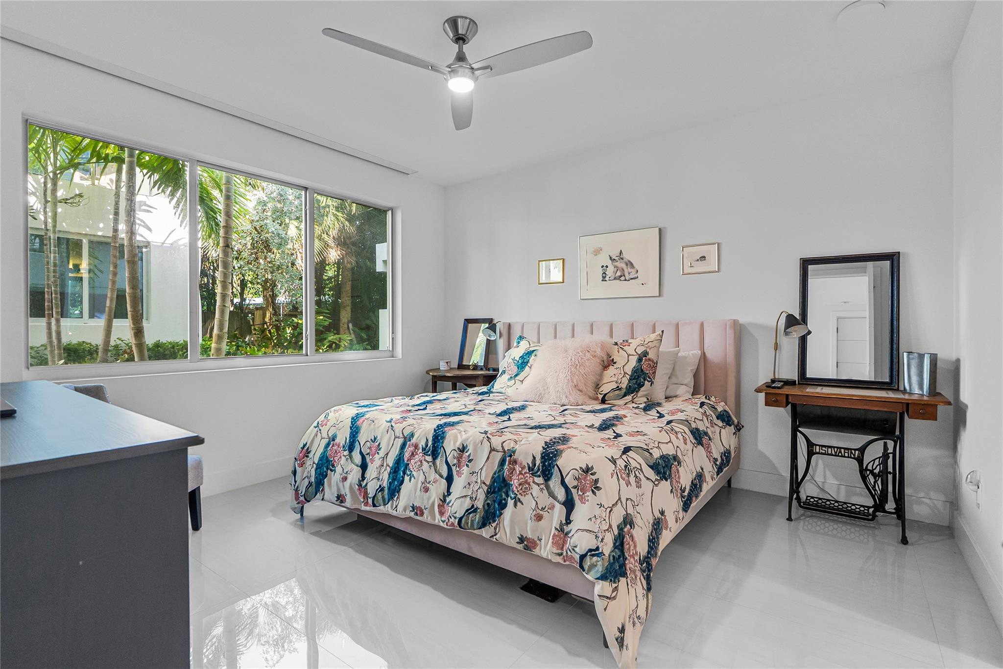 244 Garden Court 244, Lauderdale-By-The-Sea Unit: 244