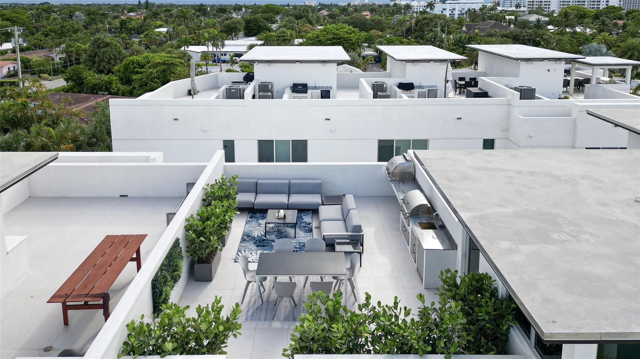 244 Garden Court 244, Lauderdale-By-The-Sea Unit: 244
