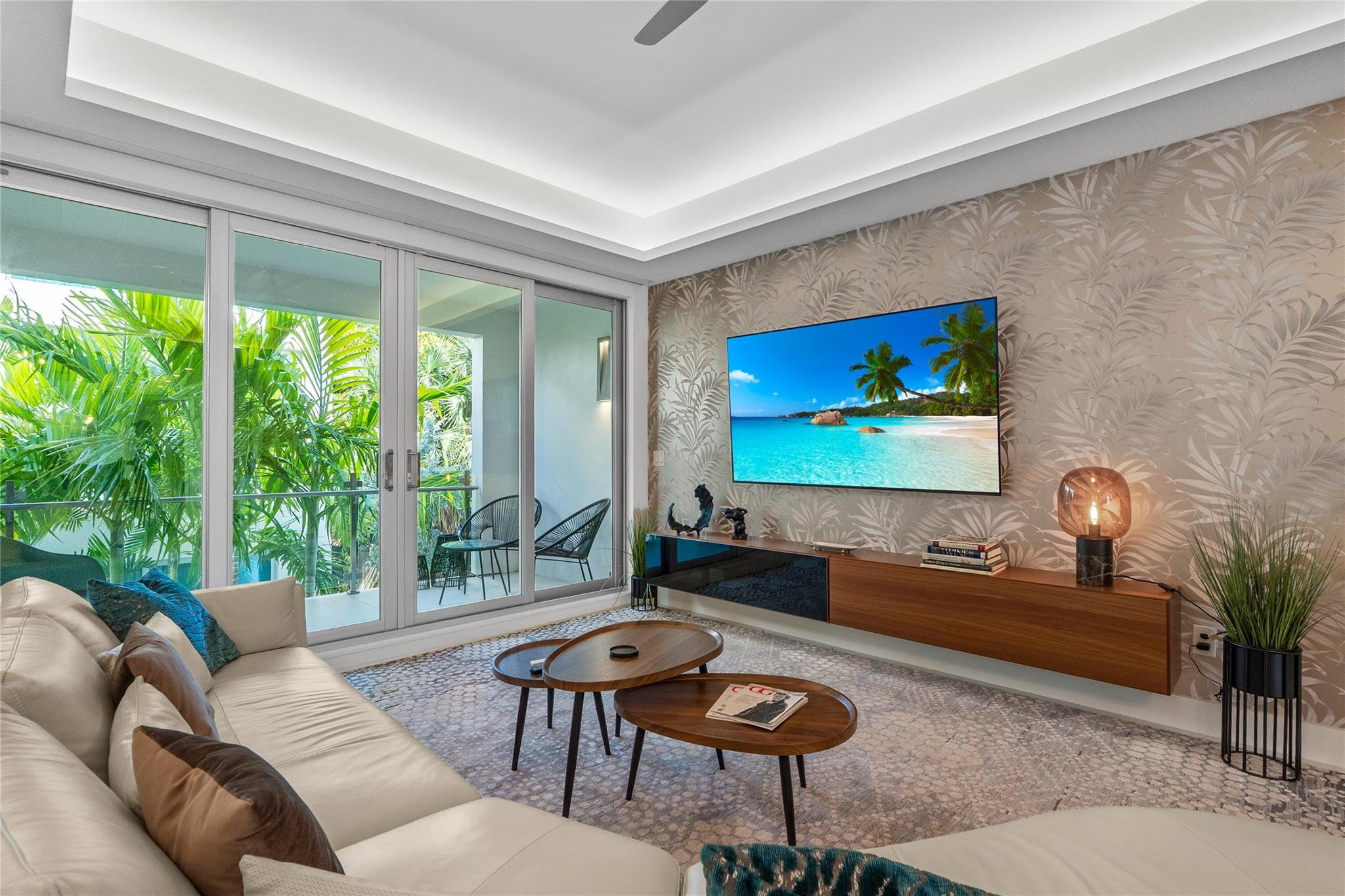 244 Garden Court 244, Lauderdale-By-The-Sea Unit: 244