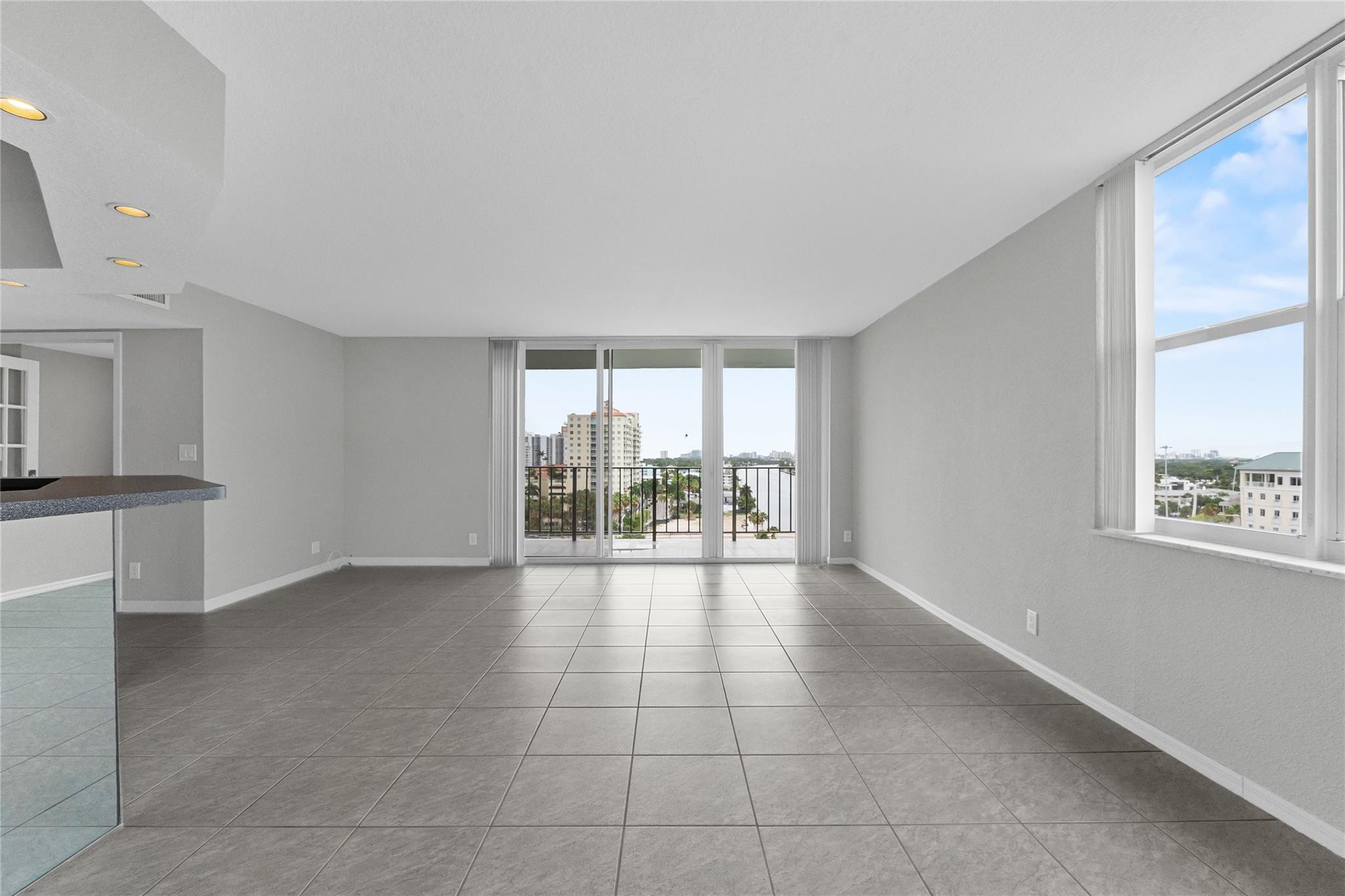 3233 NE 32nd Avenue 1103