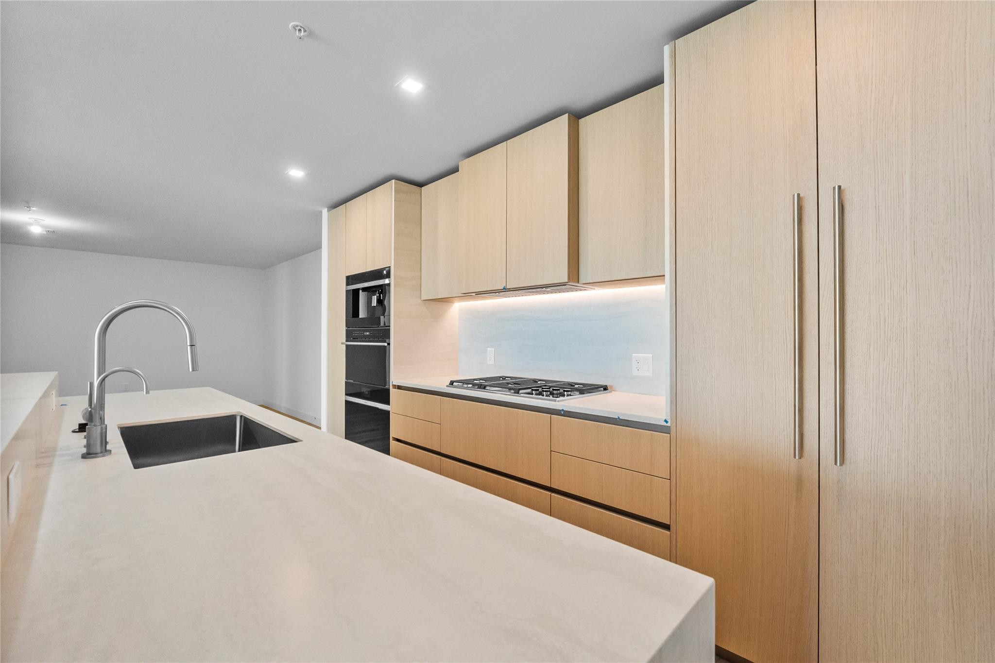 900 N Ocean Boulevard 502