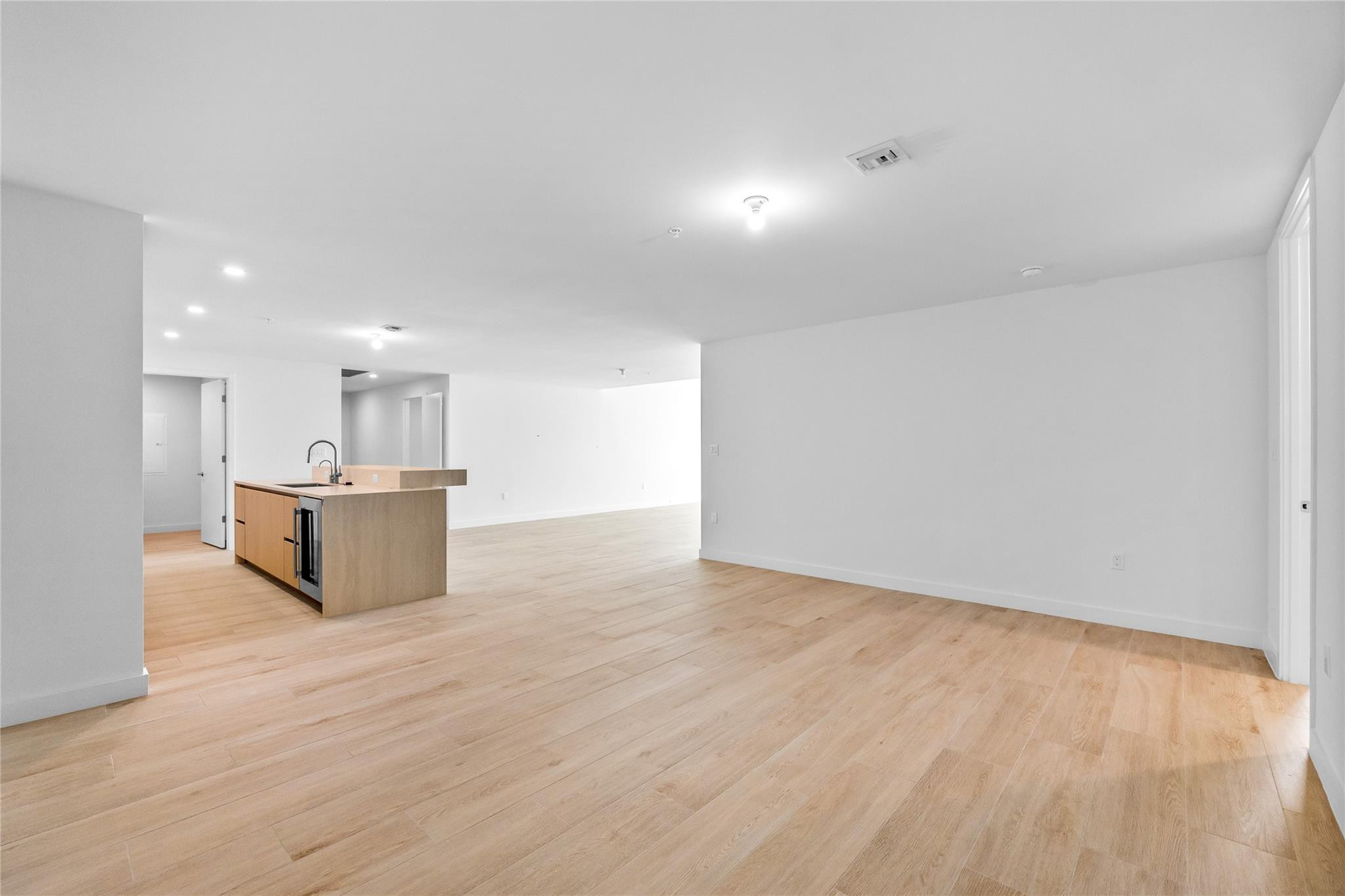 900 N Ocean Boulevard 502