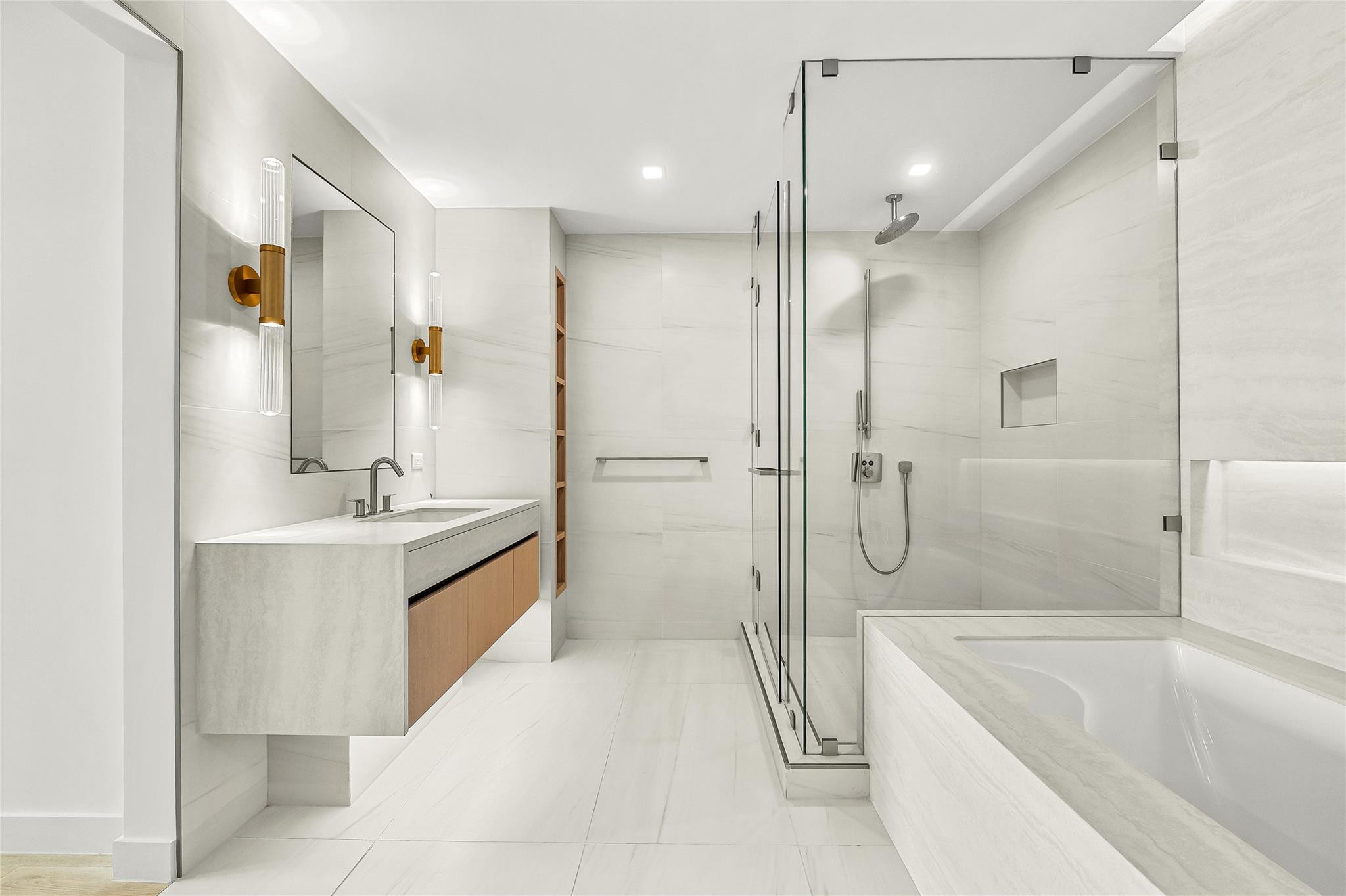 900 N Ocean Boulevard 505