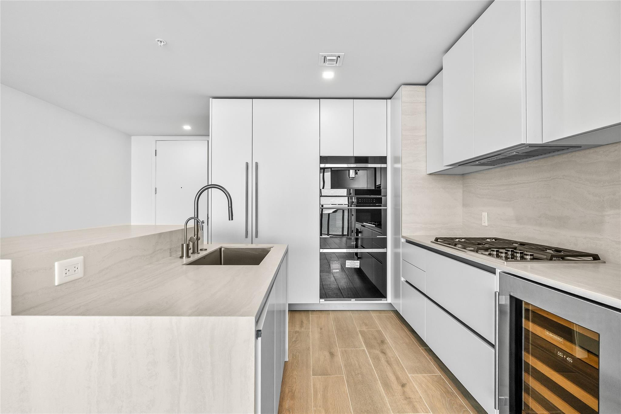 900 N Ocean Boulevard 805