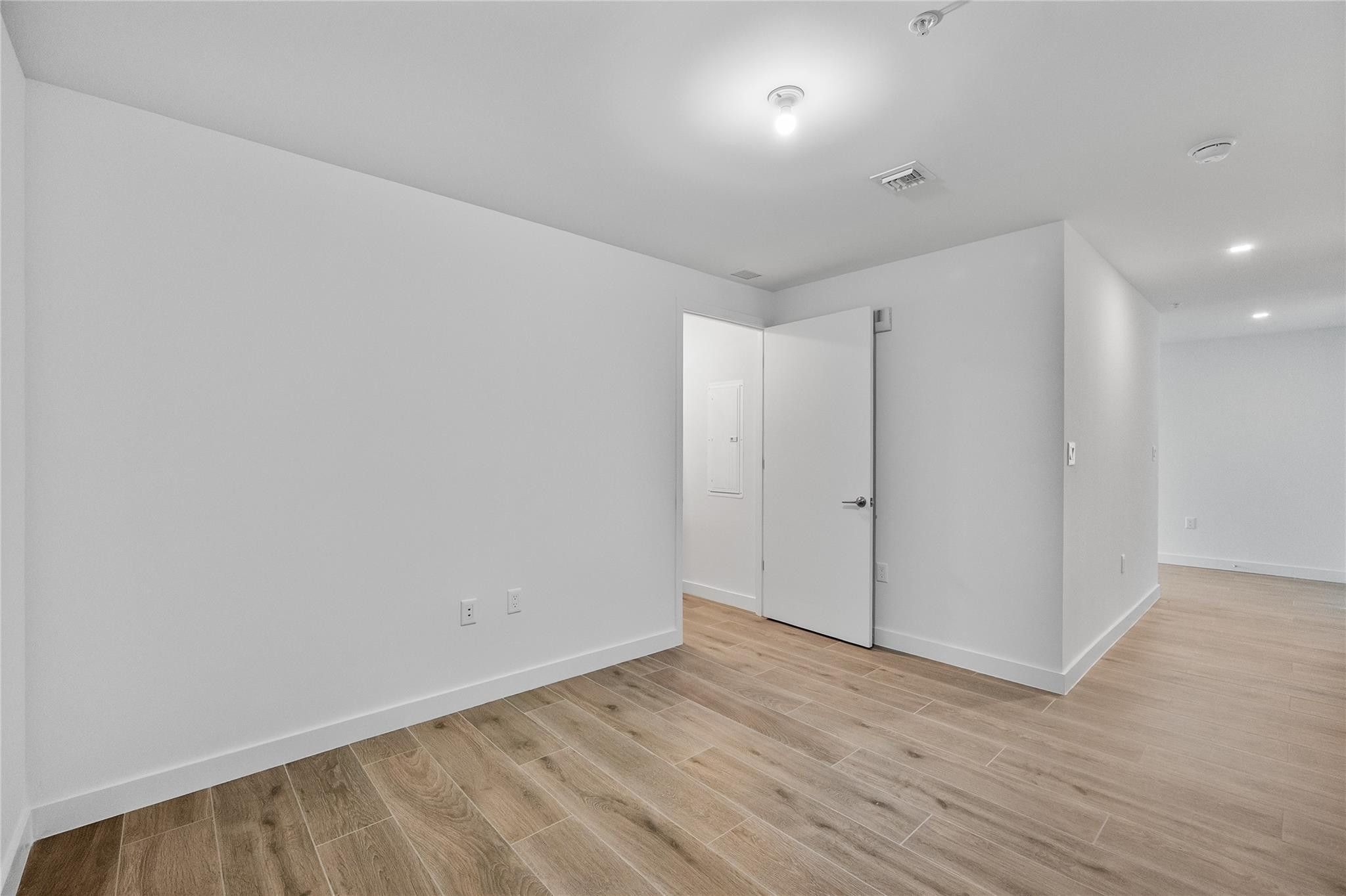 900 N Ocean Boulevard 805