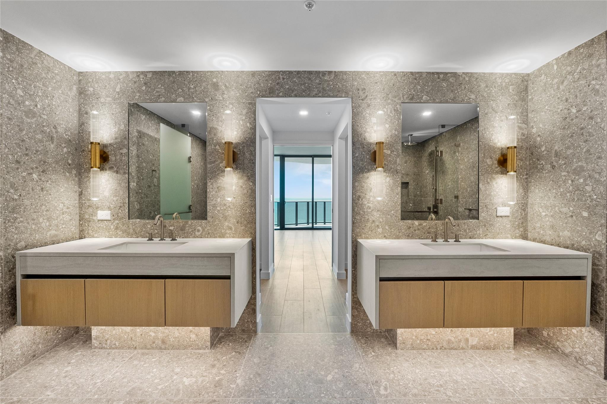900 N Ocean Boulevard 805