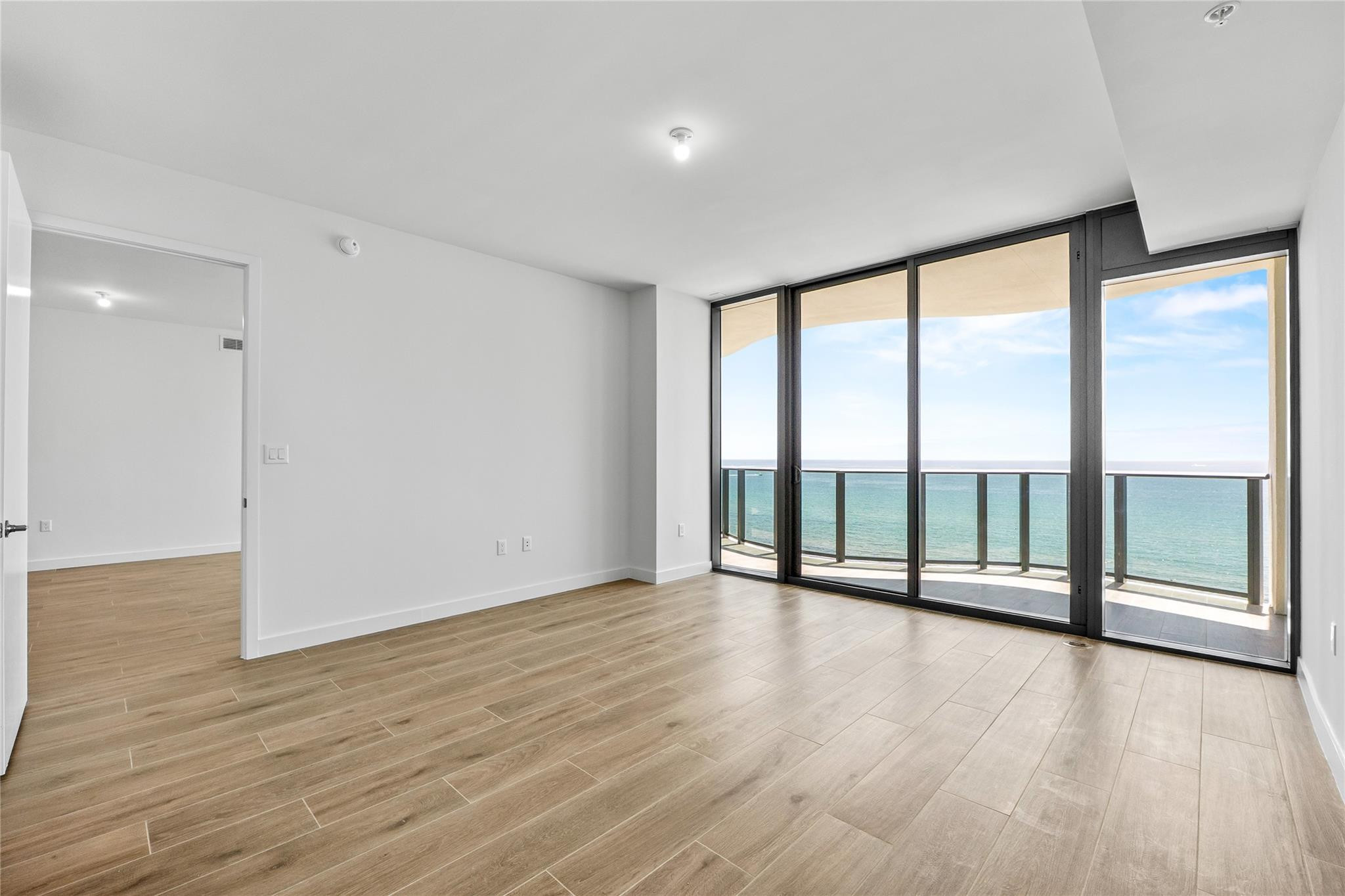 900 N Ocean Boulevard 805