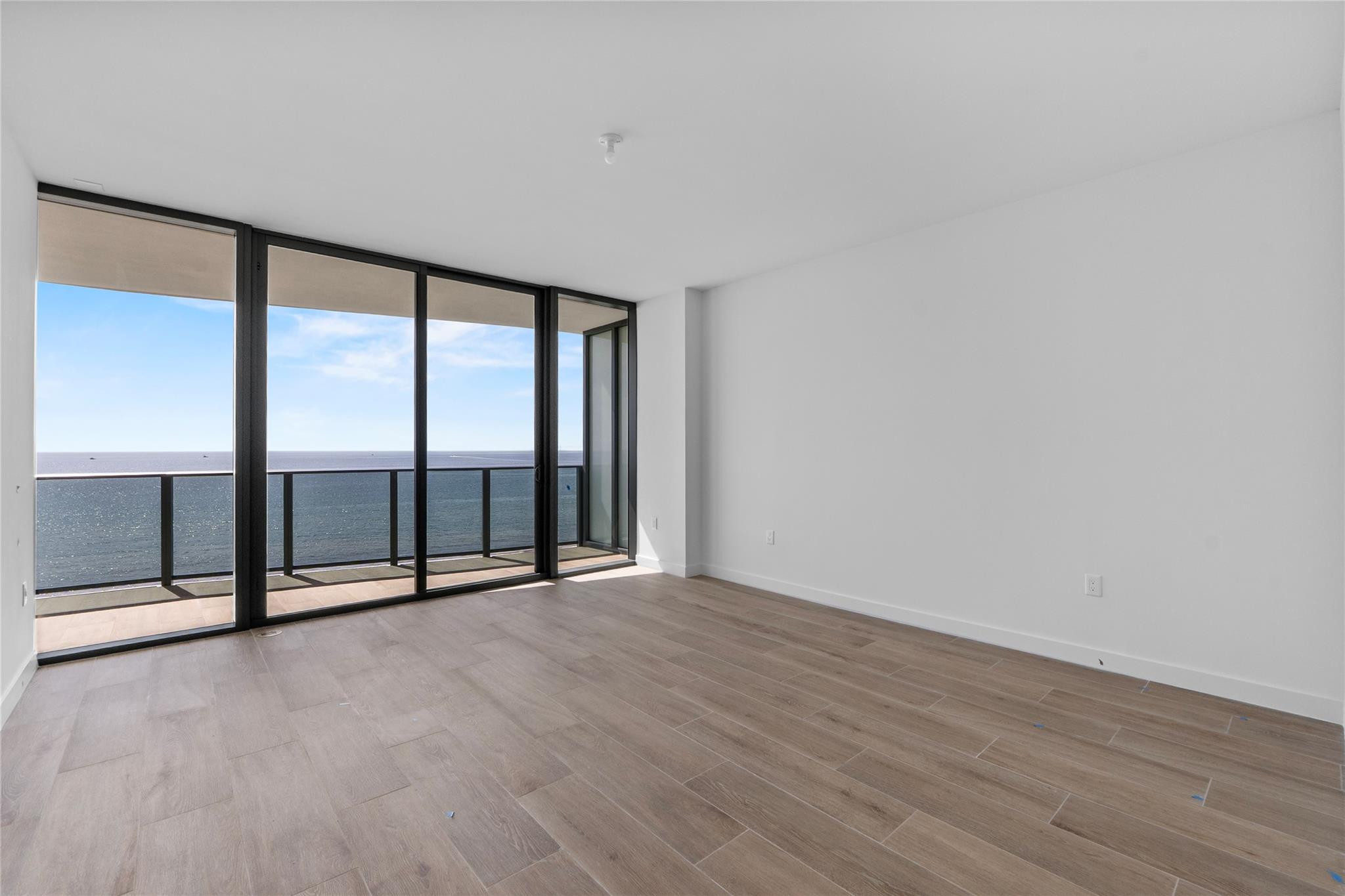 900 N Ocean Boulevard 702