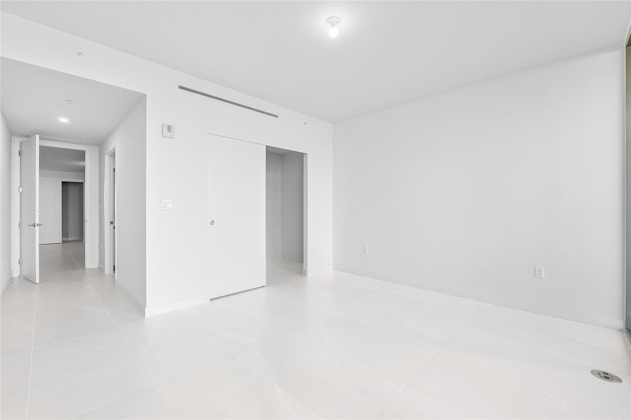 900 N Ocean Boulevard 504