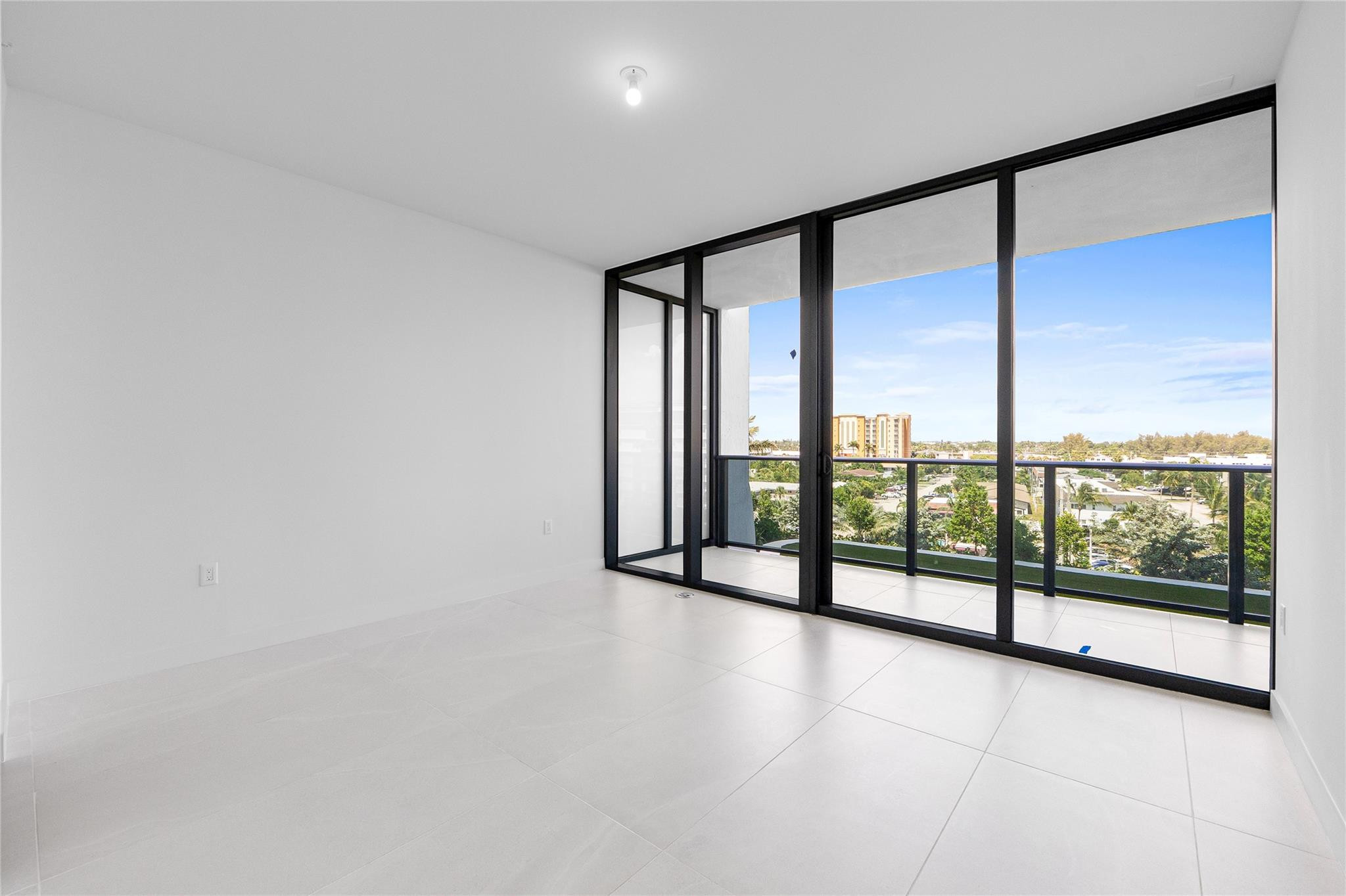 900 N Ocean Boulevard 504