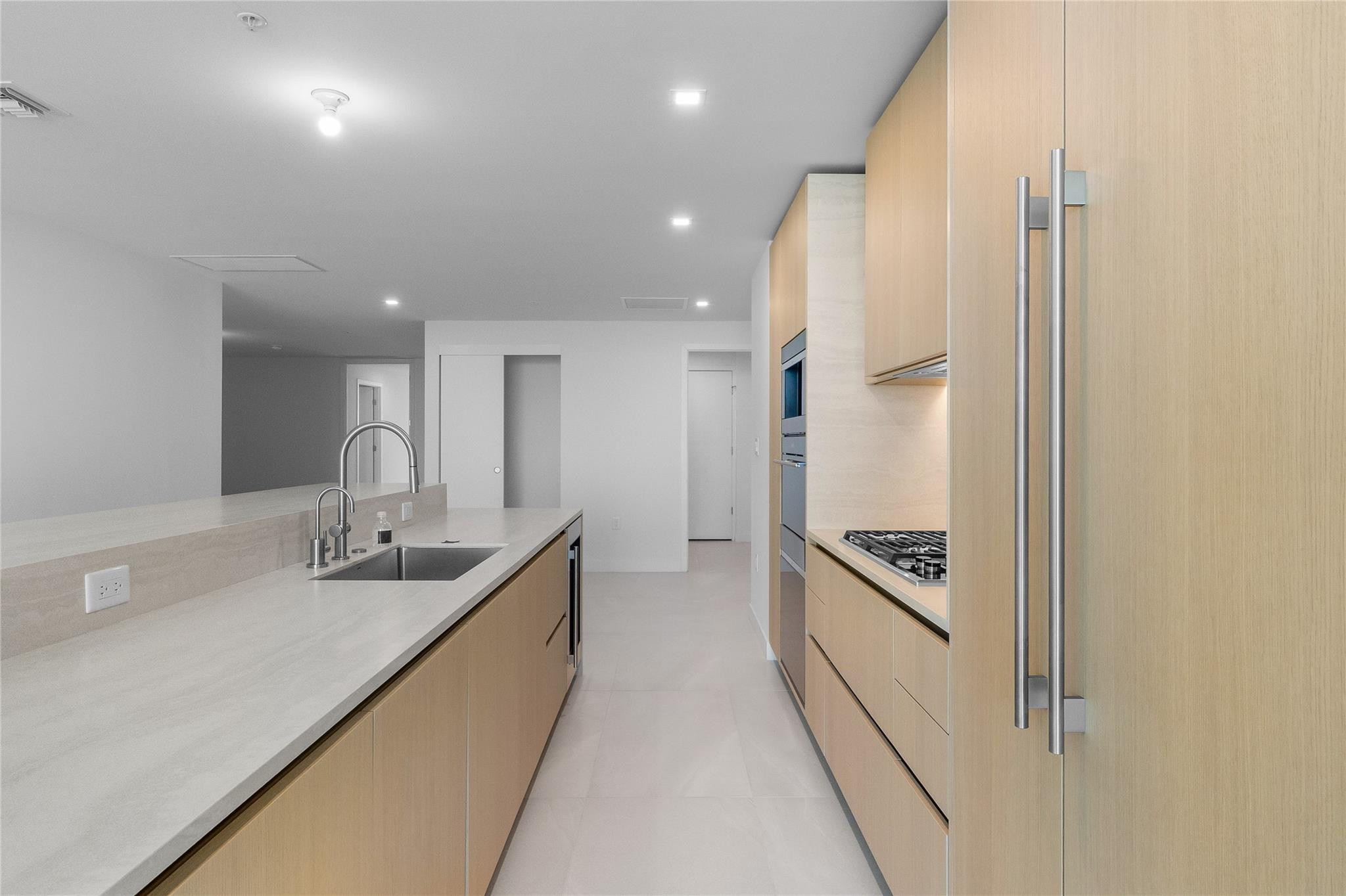 900 N Ocean Boulevard 504