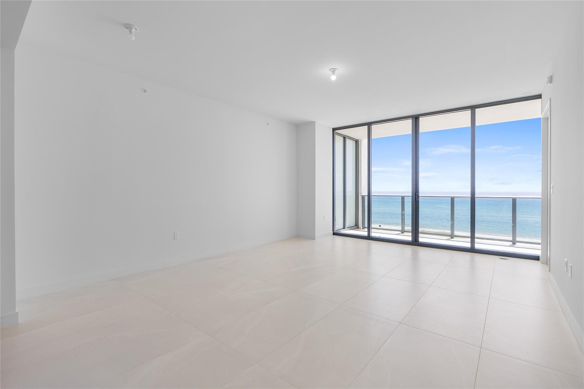 900 N Ocean Boulevard 504