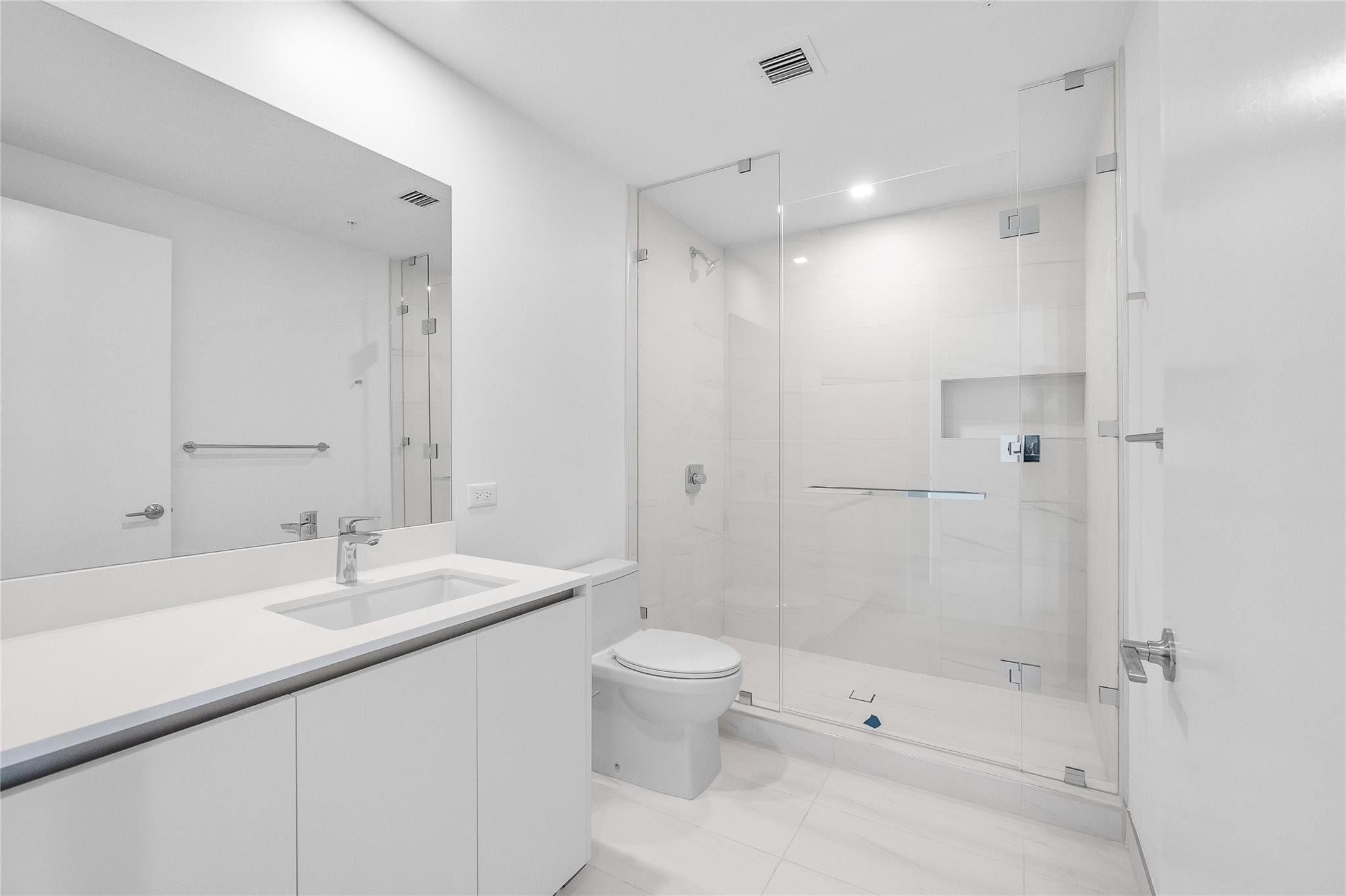 900 N Ocean Boulevard 504