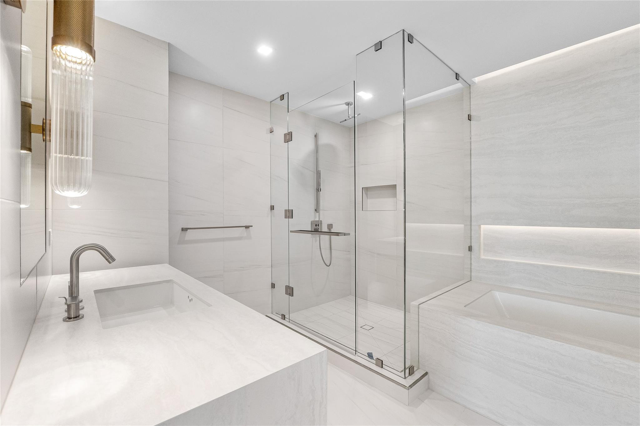 900 N Ocean Boulevard 504