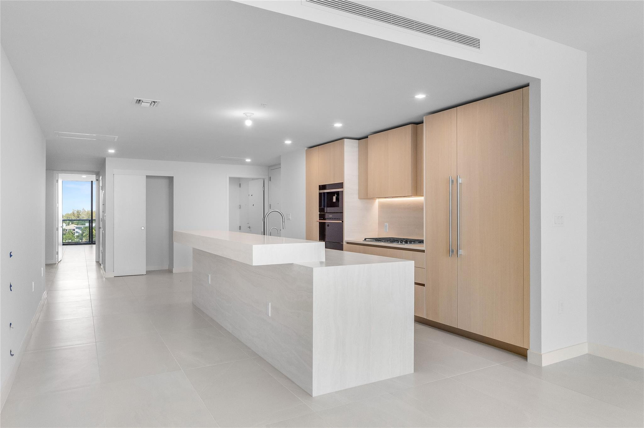 900 N Ocean Boulevard 504