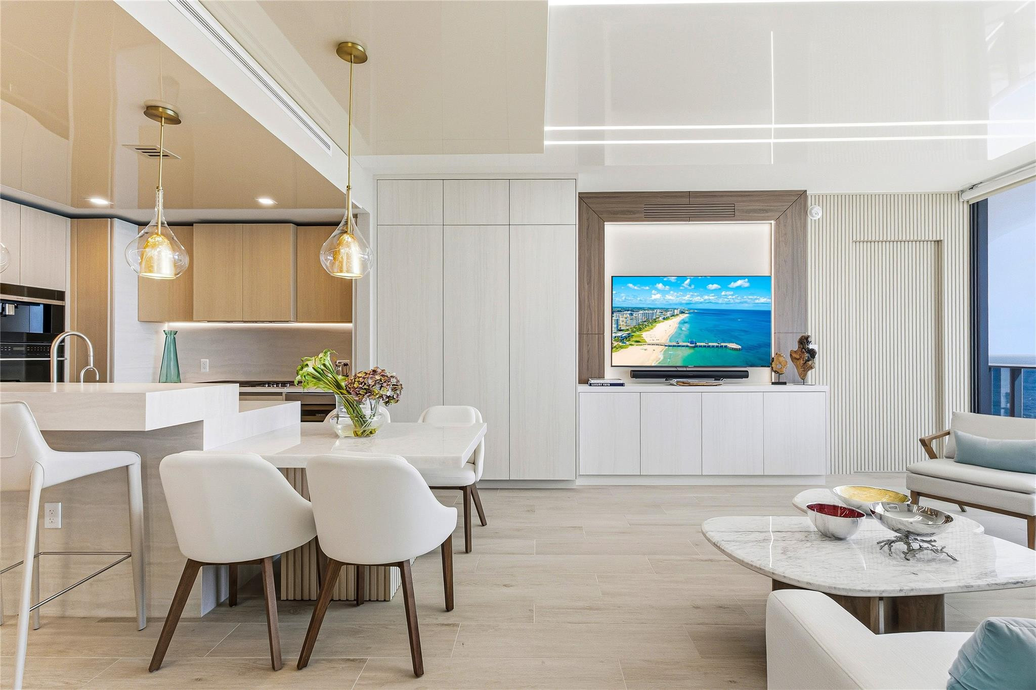 900 N Ocean Boulevard 905