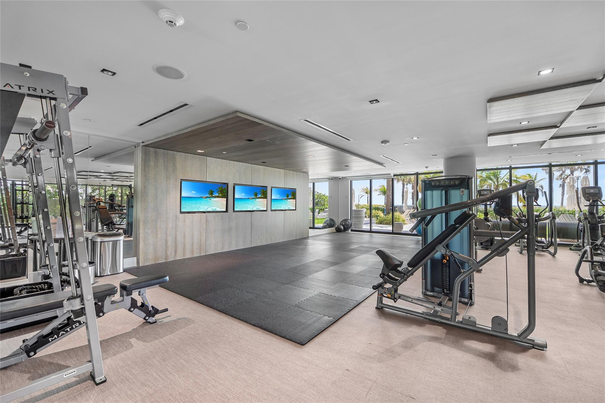 730 N Ocean Bl 1501