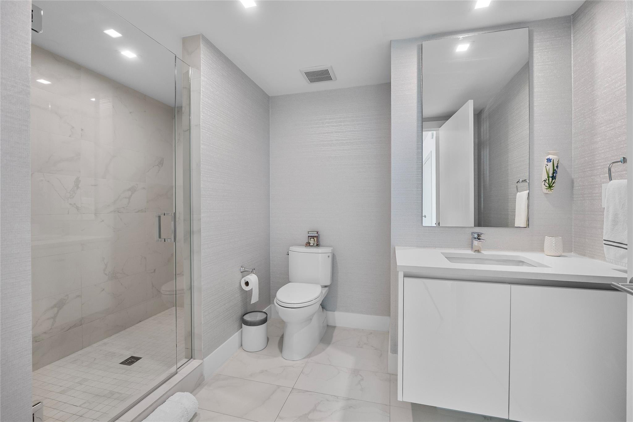 730 N Ocean Bl 1501