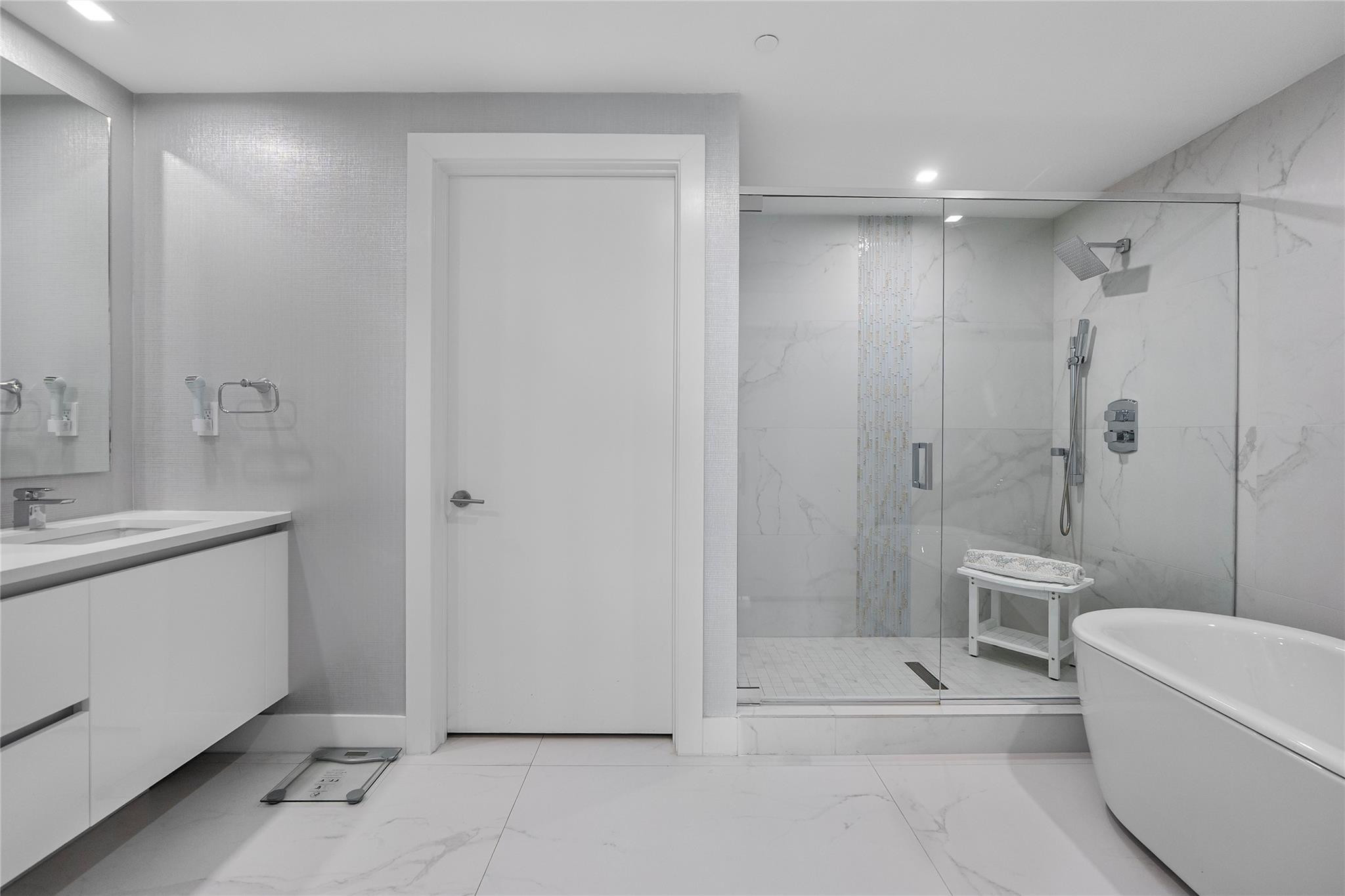 730 N Ocean Bl 1501